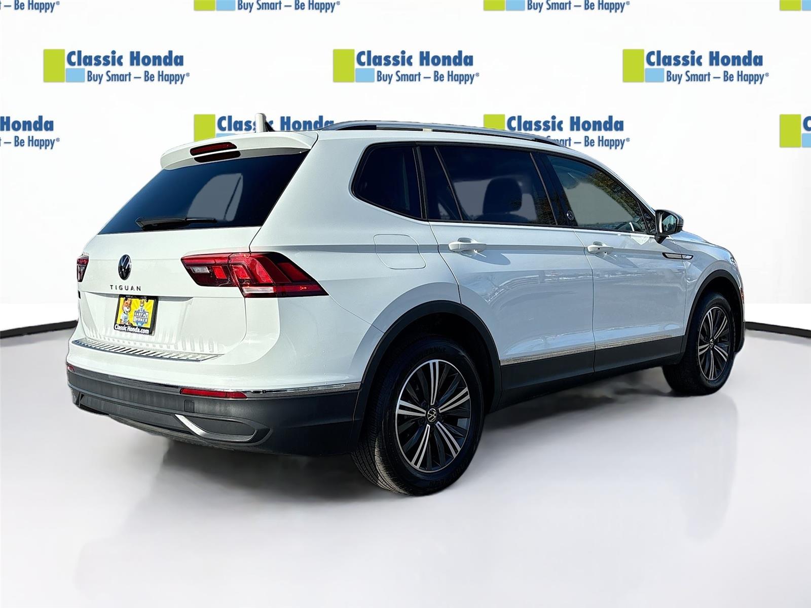 2024 VOLKSWAGEN TIGUAN WOLFSBURG