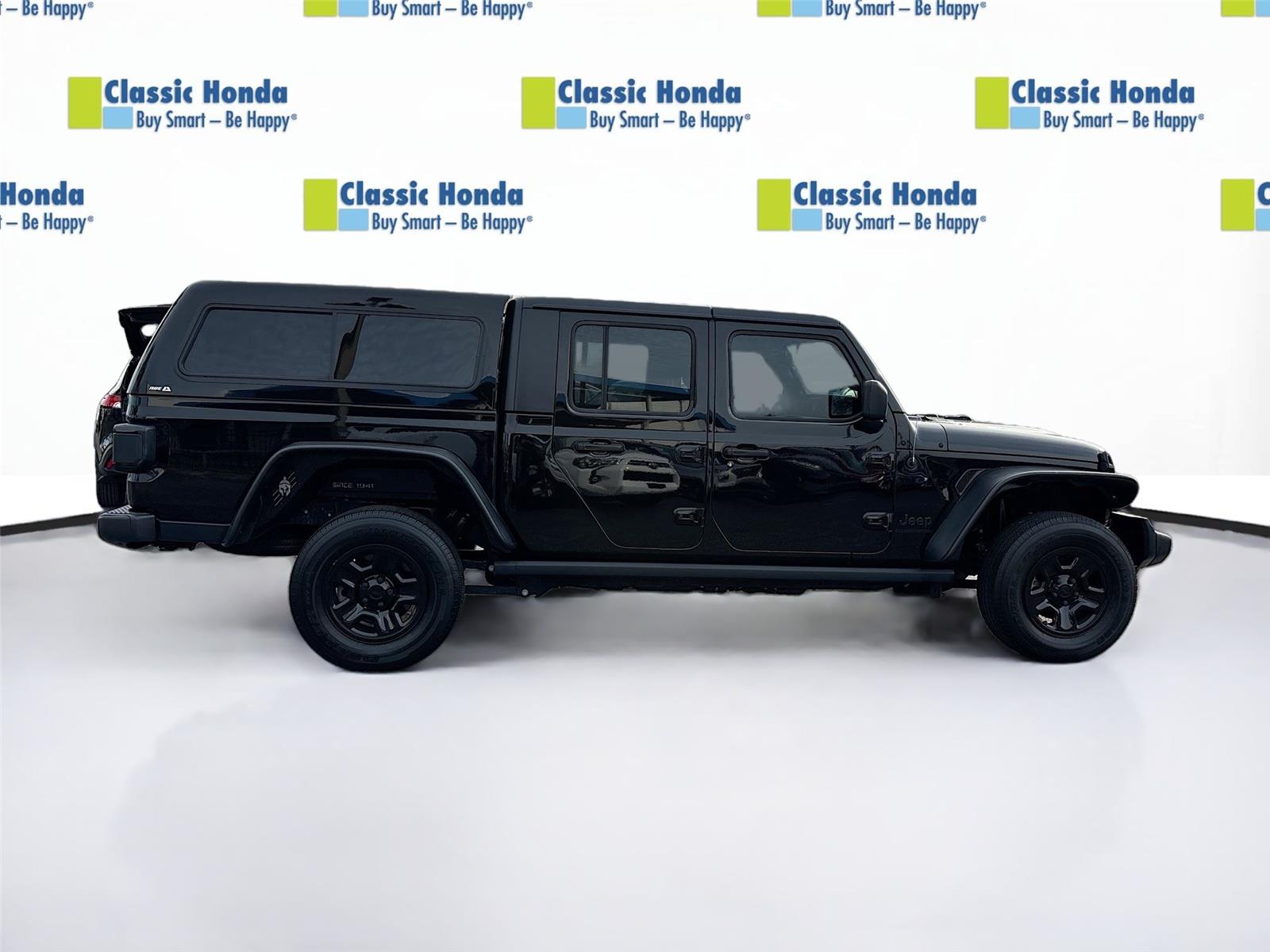 2022 Jeep Gladiator Sport