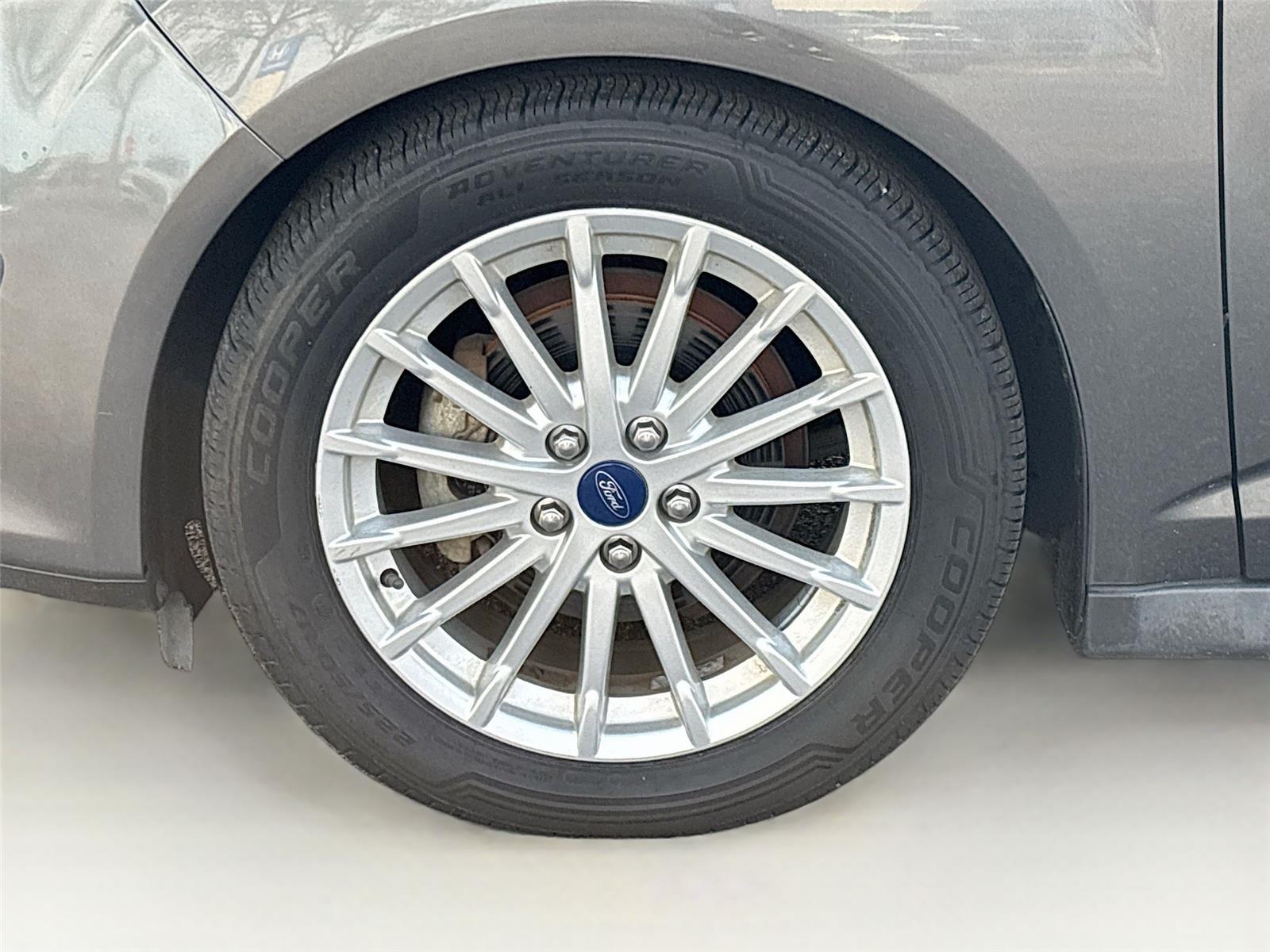 2016 Ford C-Max Hybrid SE