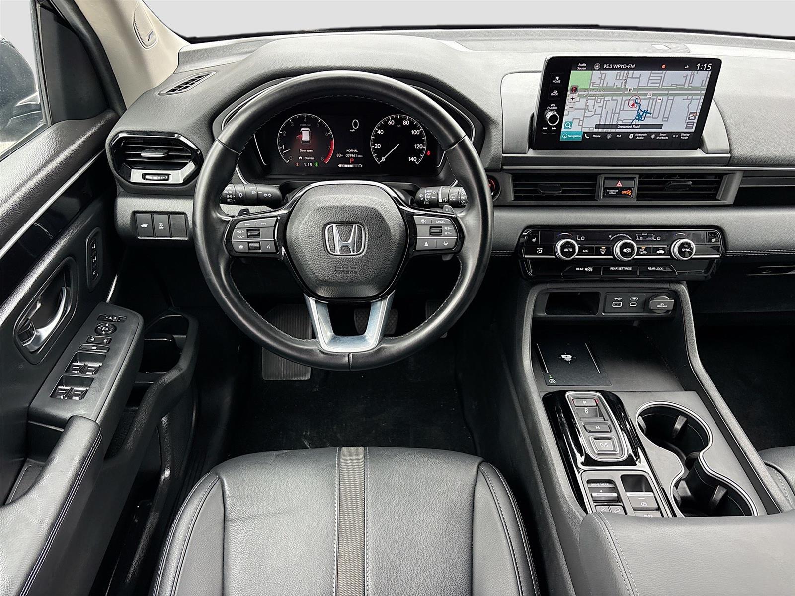 2025 Honda Pilot Touring