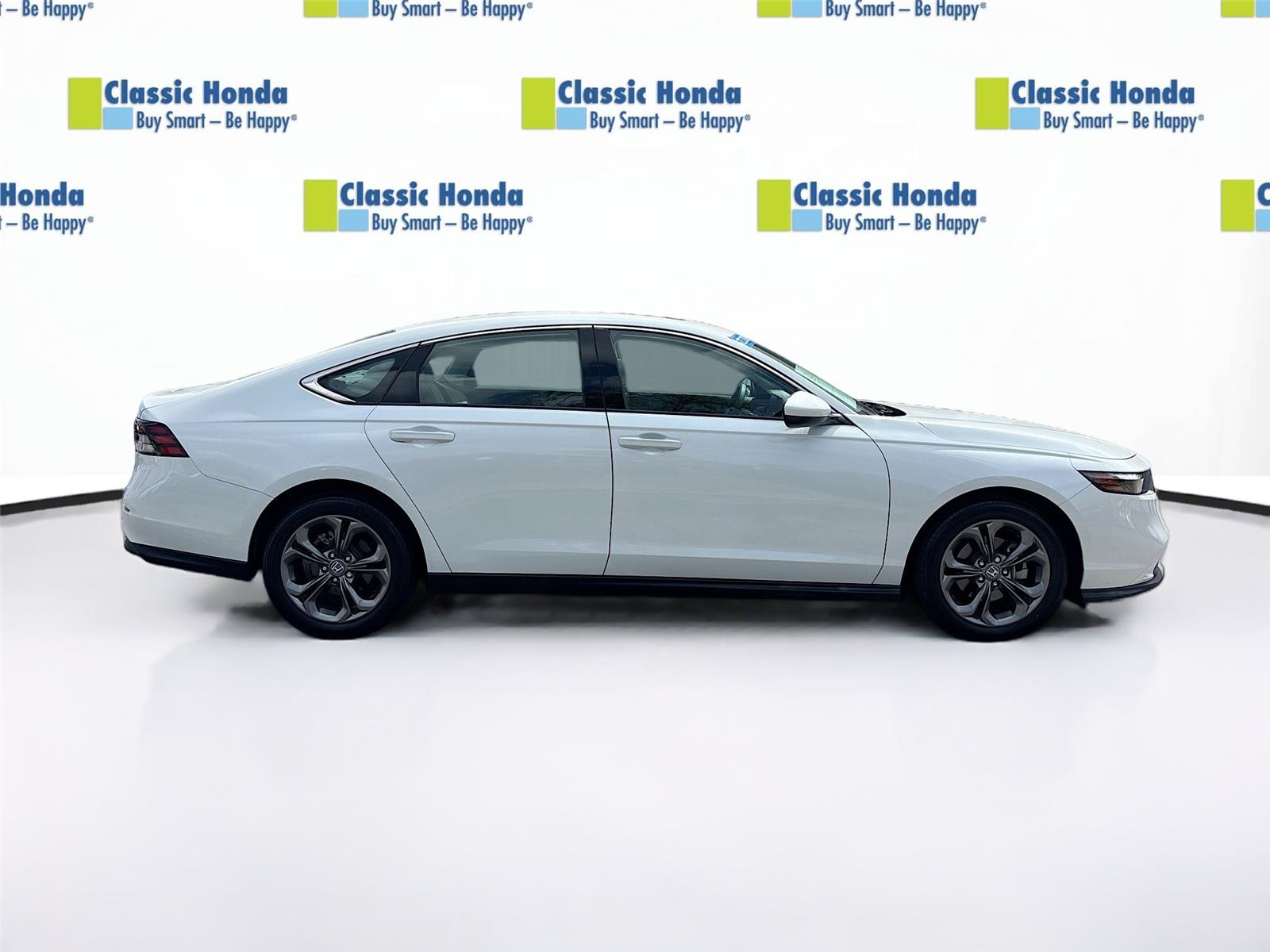 2023 Honda Accord Sedan EX