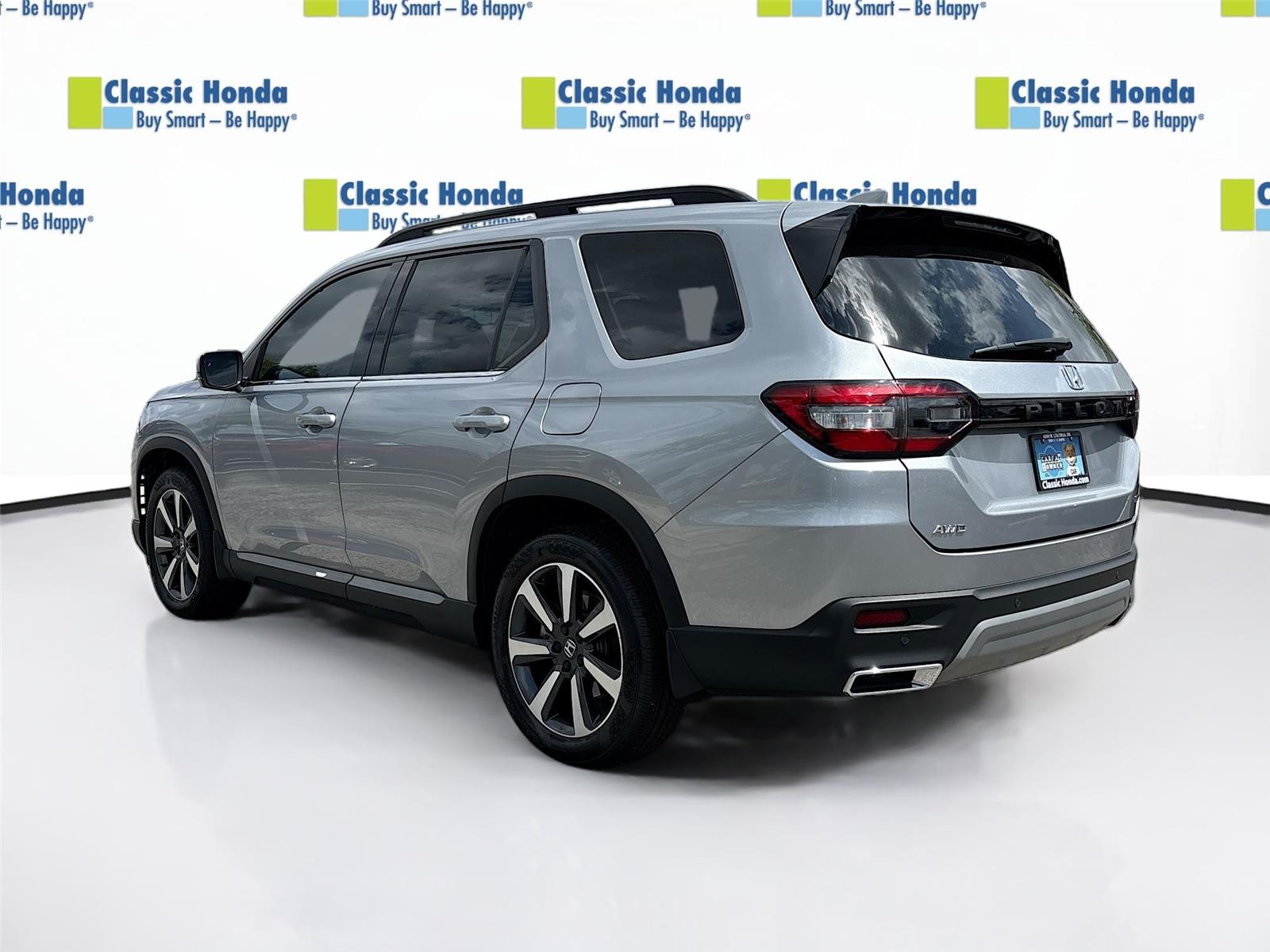 2023 Honda Pilot Touring