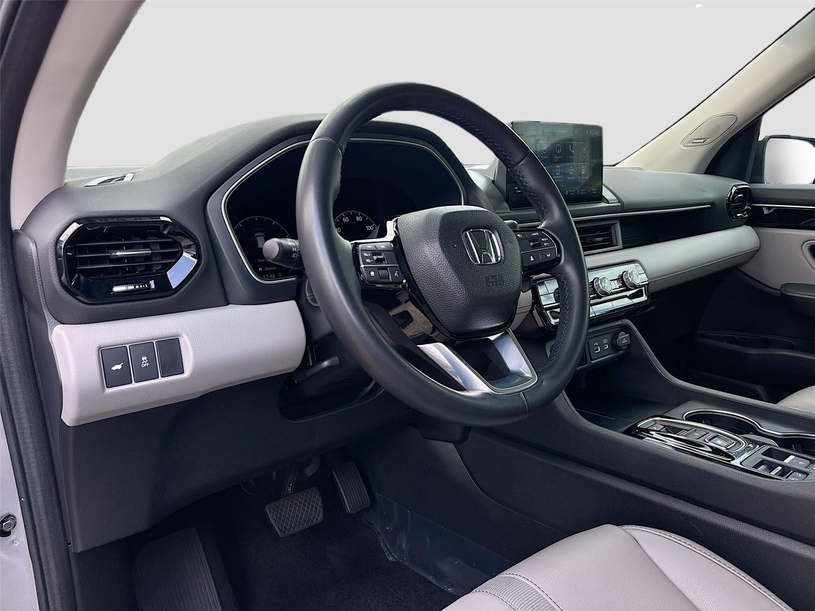 2023 Honda Pilot Touring