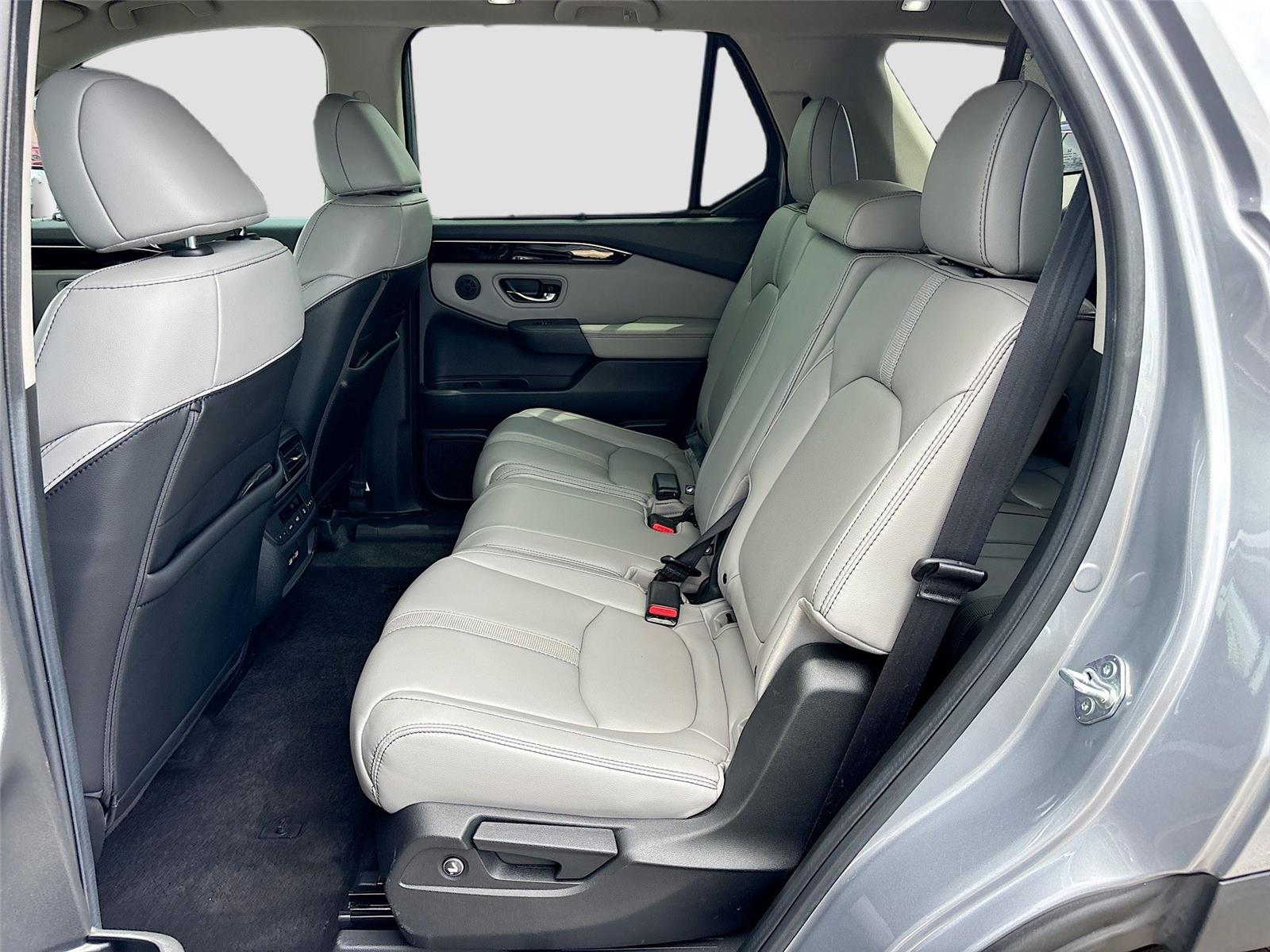 2023 Honda Pilot Touring