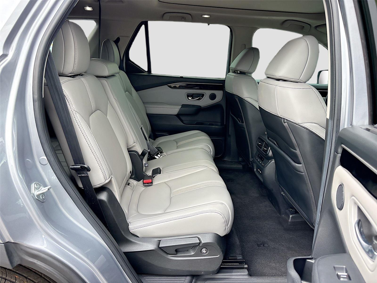 2023 Honda Pilot Touring