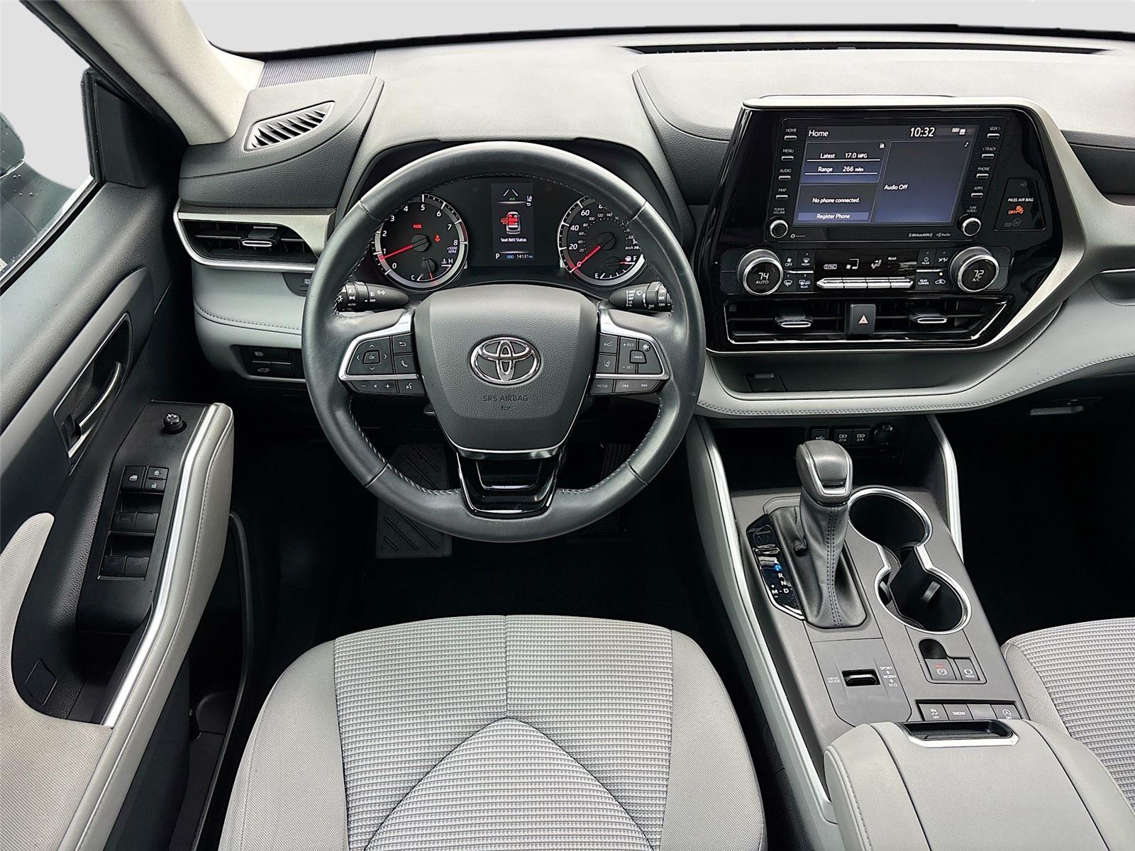 2021 Toyota Highlander LE