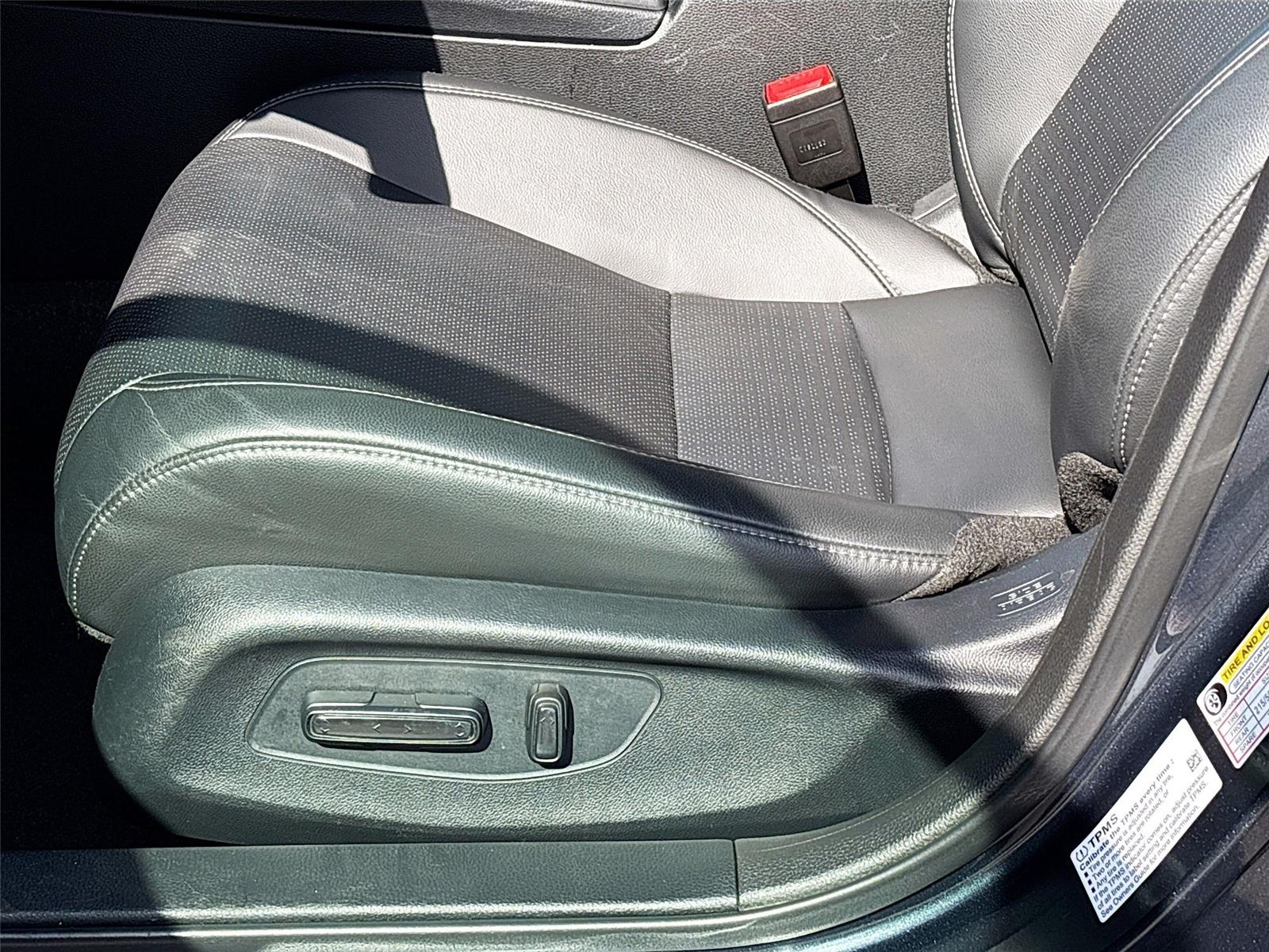 2022 Honda Civic EX-L