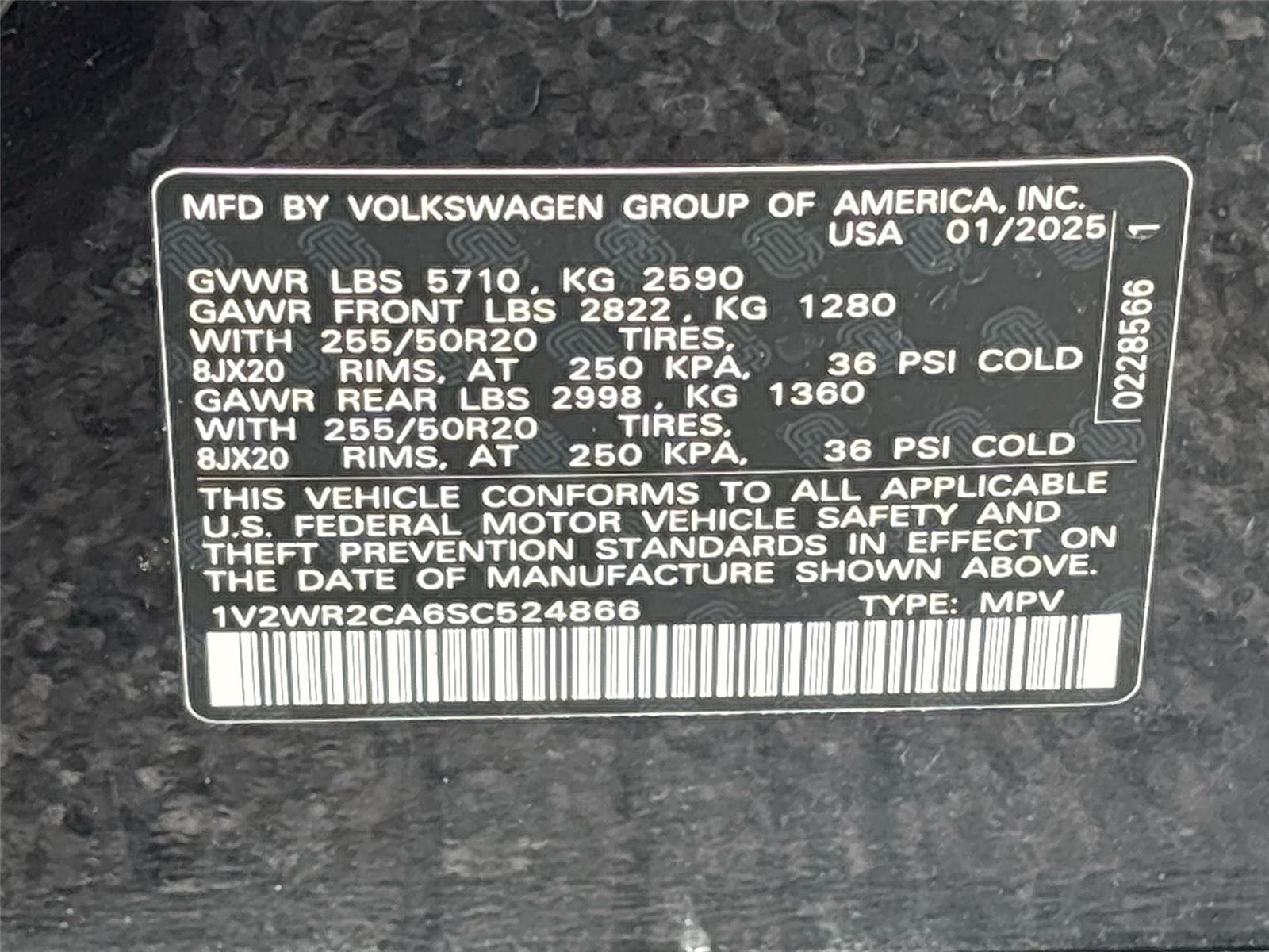 2025 Volkswagen Atlas 2.0T SE w/Technology