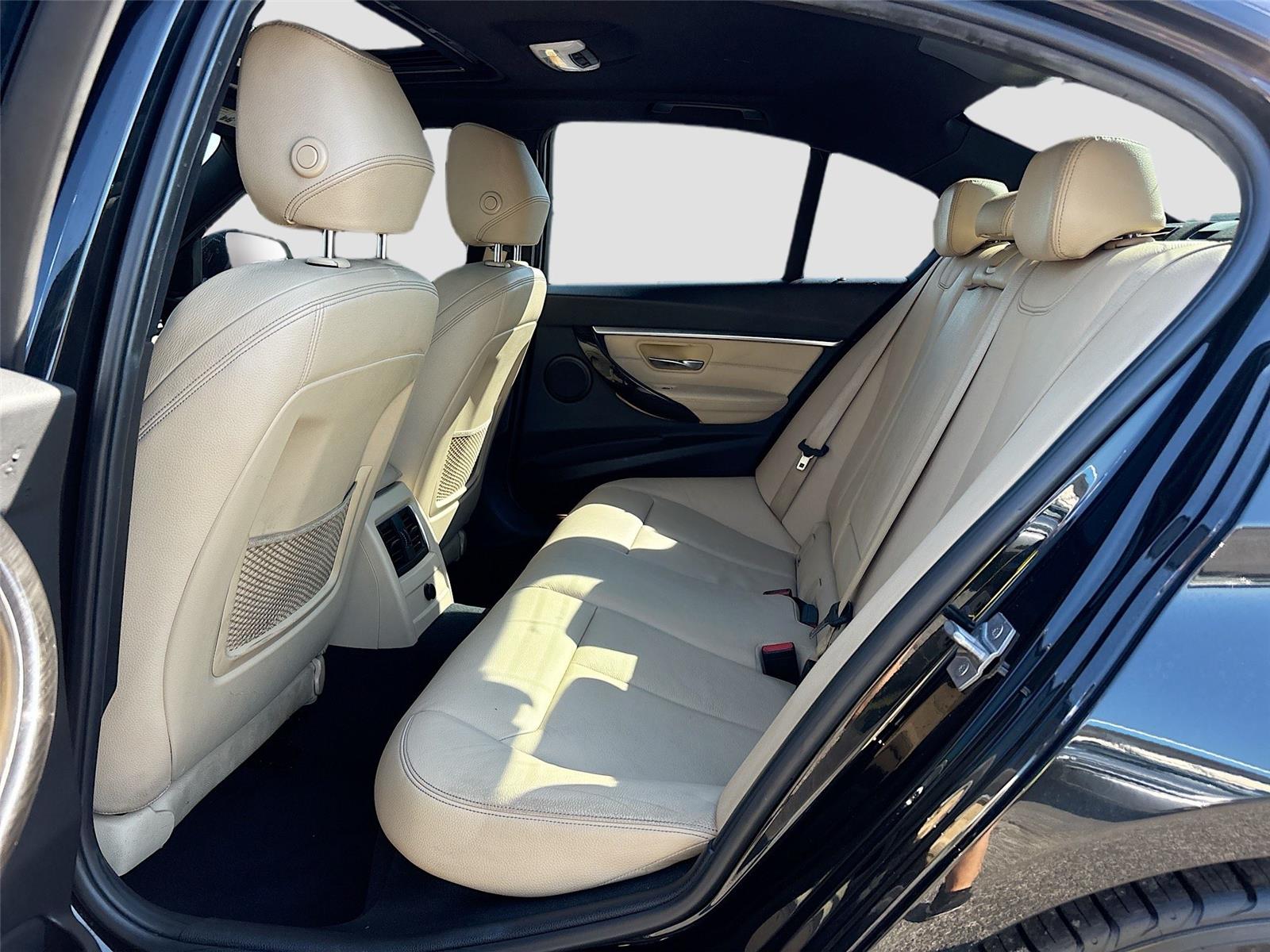 2017 BMW 3 Series 330i