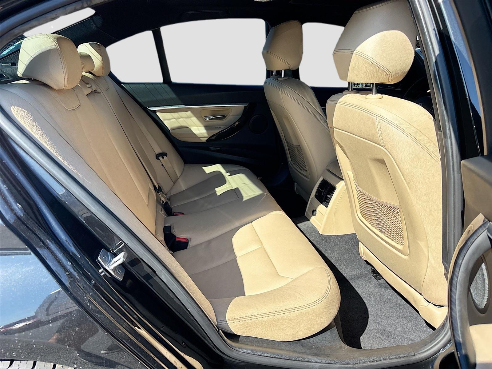 2017 BMW 3 Series 330i