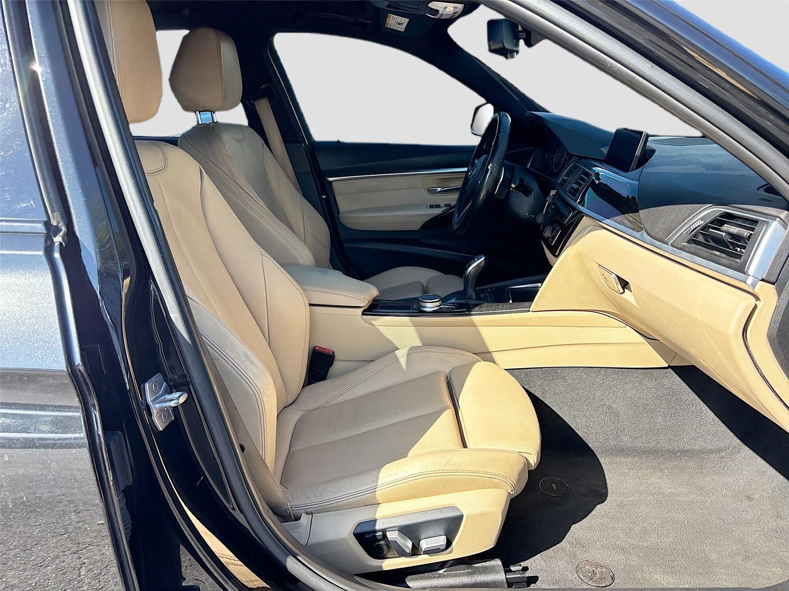 2017 BMW 3 Series 330i