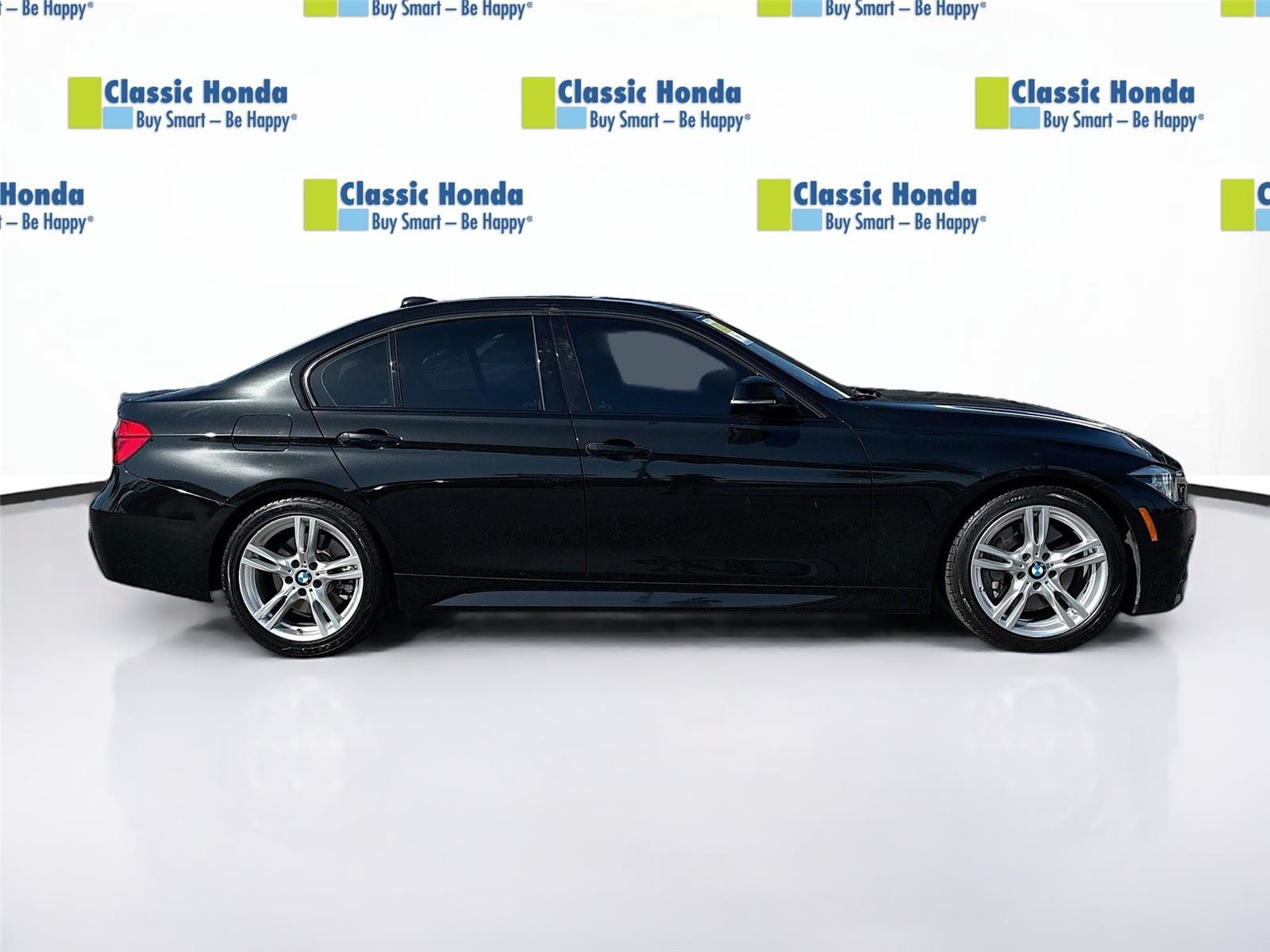 2017 BMW 3 Series 330i