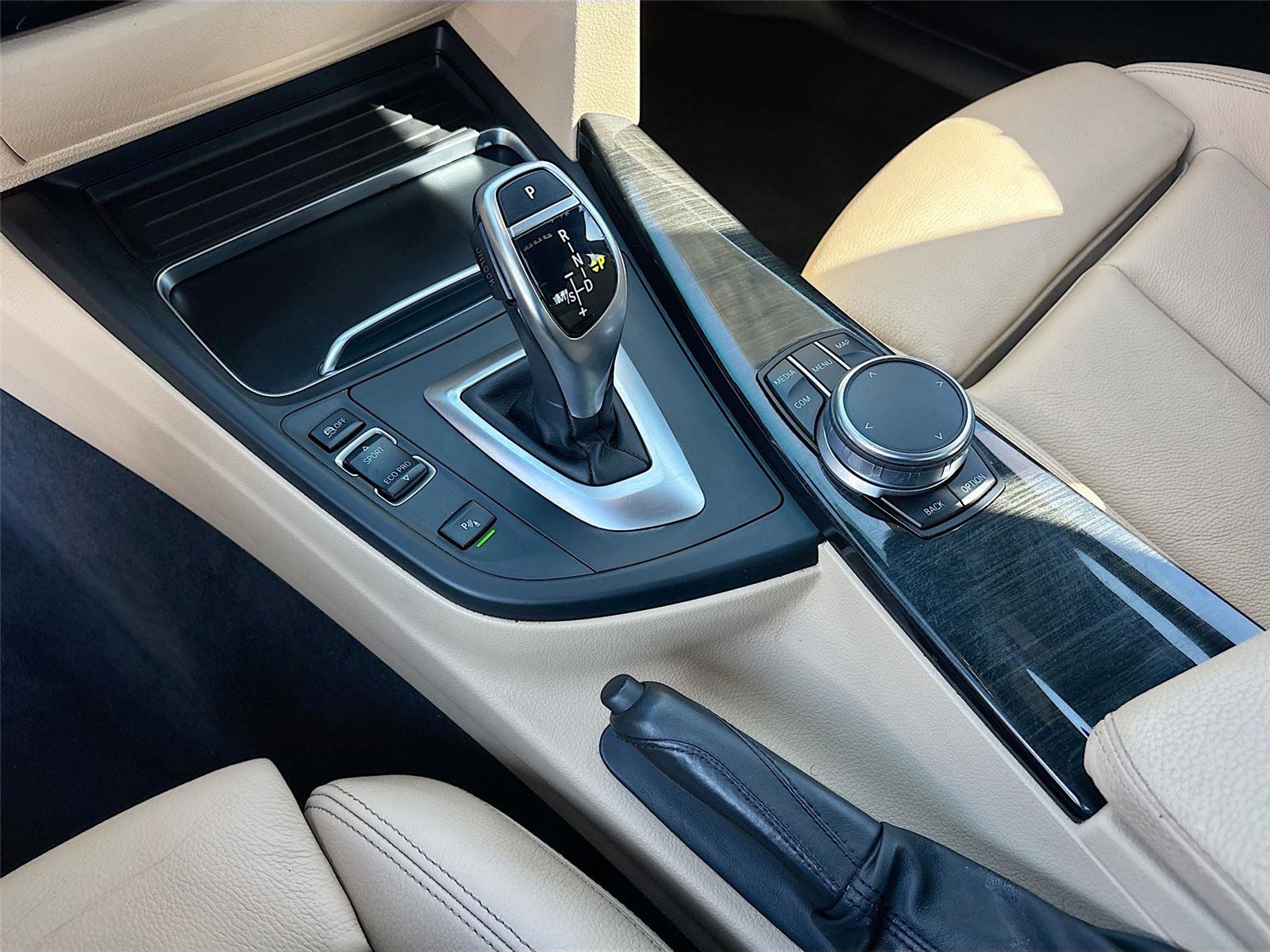 2017 BMW 3 Series 330i