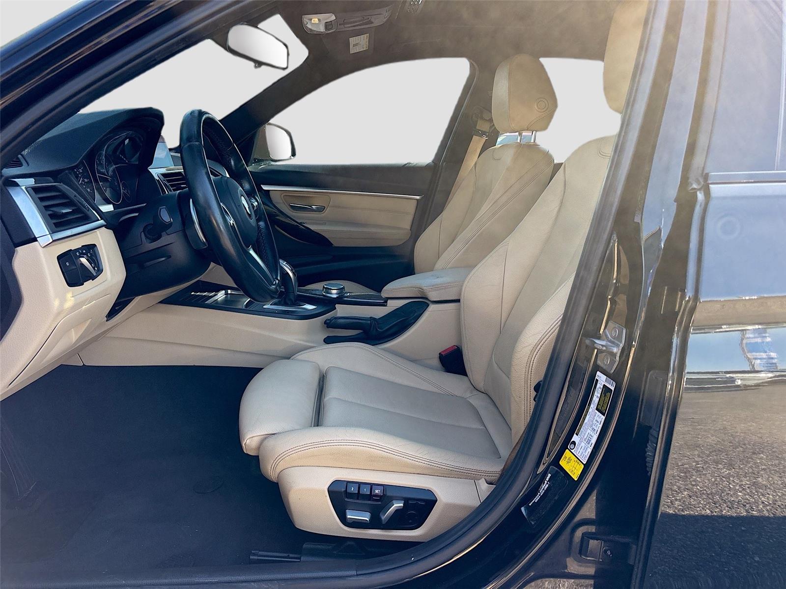 2017 BMW 3 Series 330i