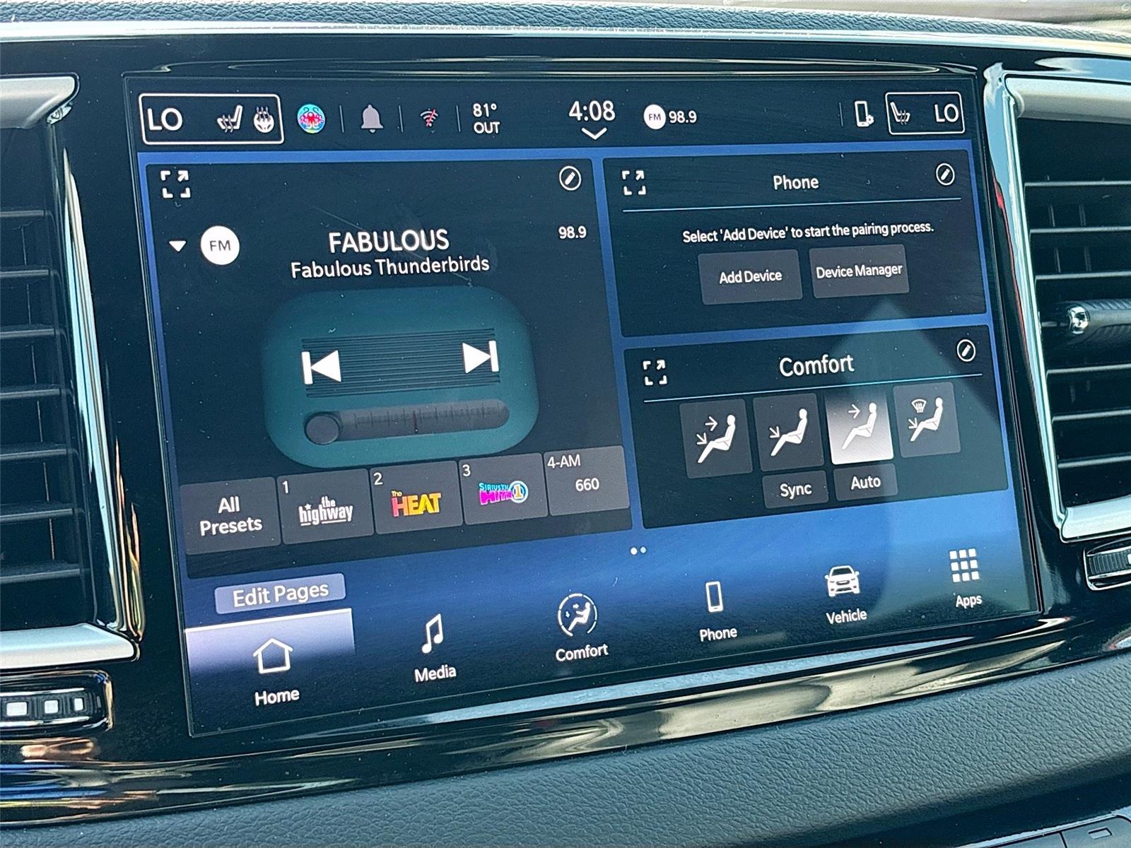 2025 Chrysler Pacifica Select