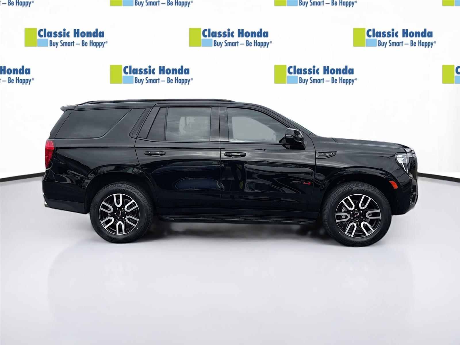 2023 GMC Yukon AT4