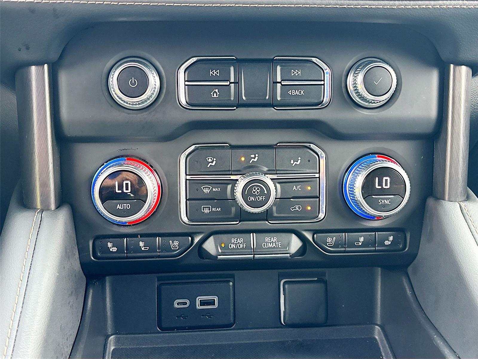 2023 GMC Yukon AT4