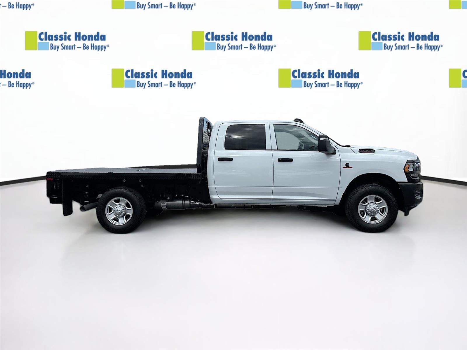 2024 Ram 3500 Chassis Cab Tradesman