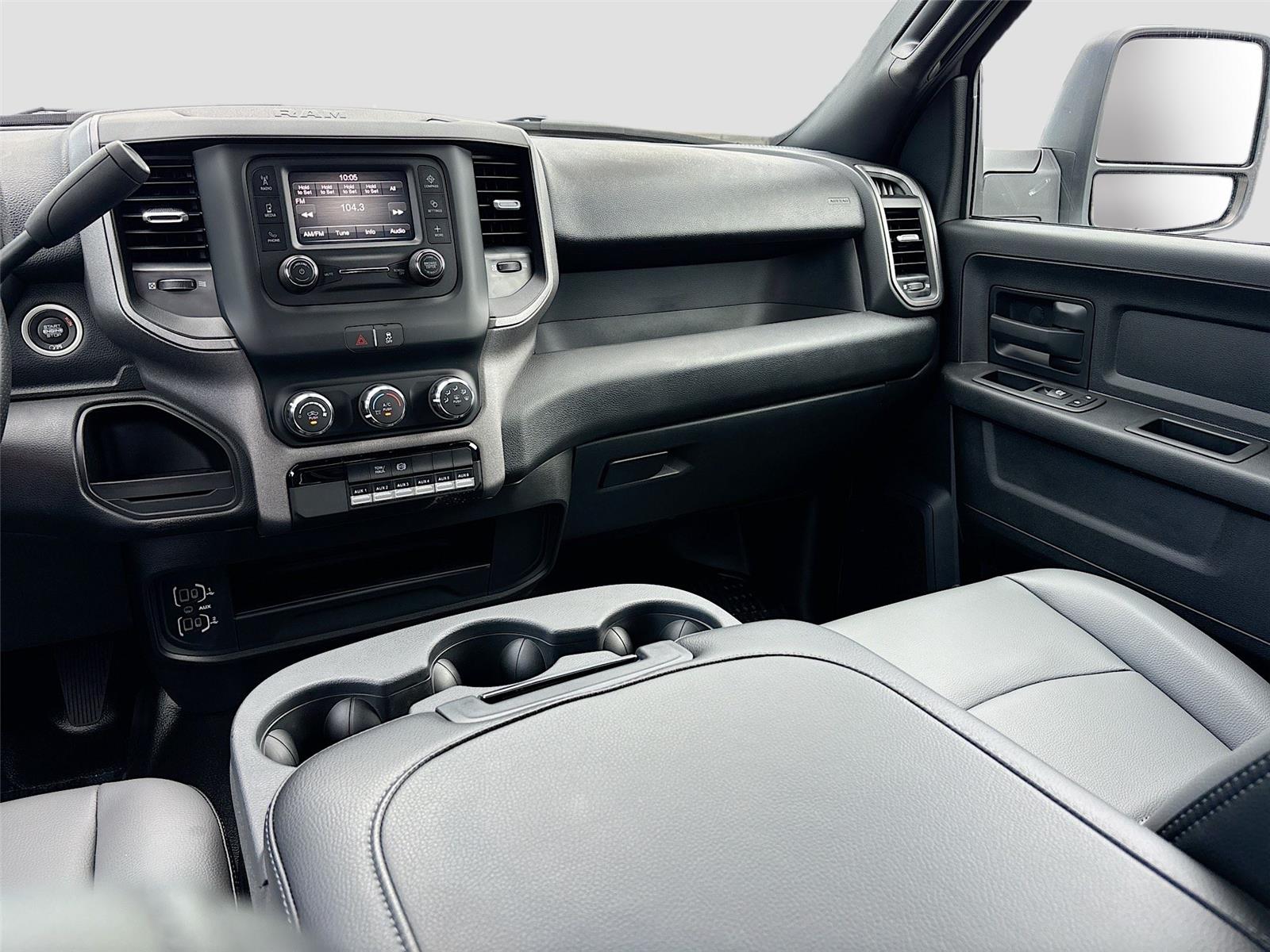 2024 Ram 3500 Chassis Cab Tradesman