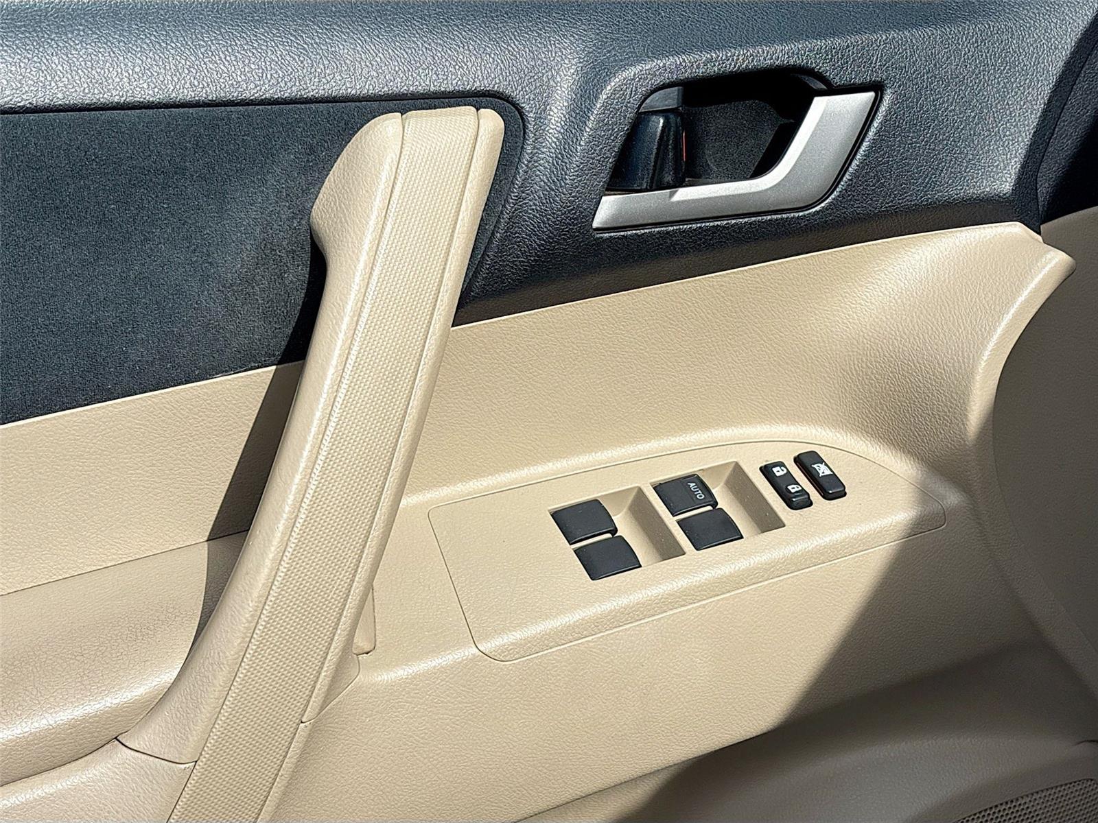 2013 Toyota Highlander Plus