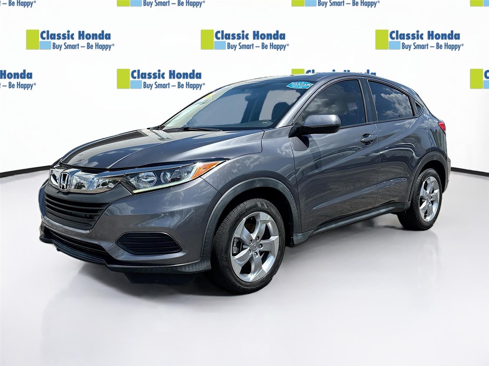 View vehicle photo 3
