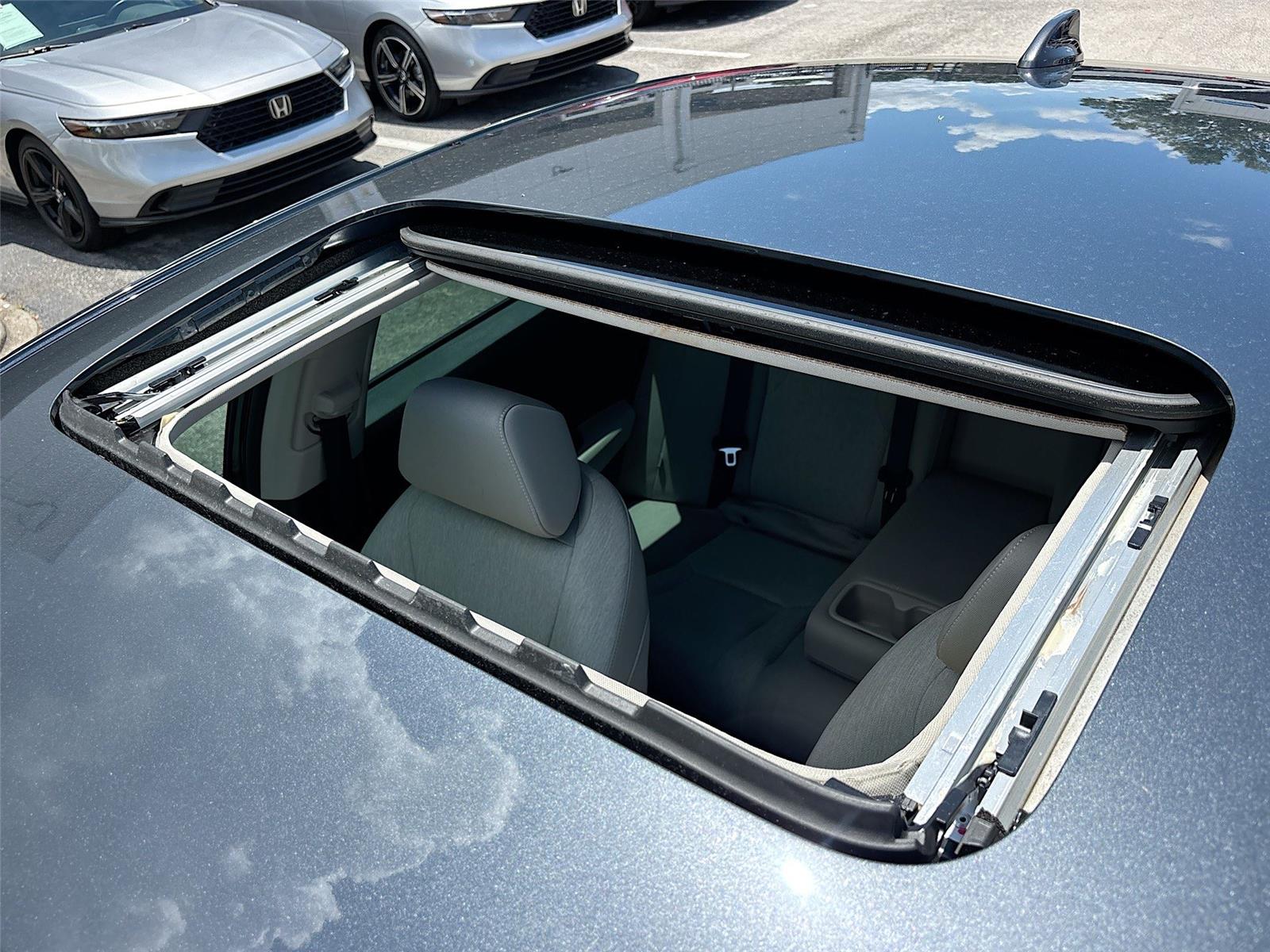 2023 Honda Accord Sedan EX