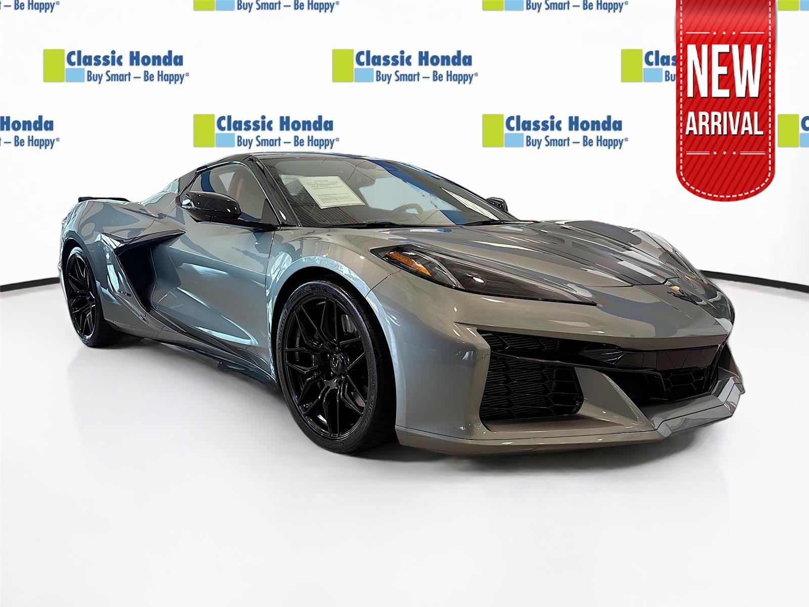 Hypersonic Gray Metallic 2024 Chevrolet Corvette Convertible Rear-Wheel Drive 8-Speed Dual Clutch