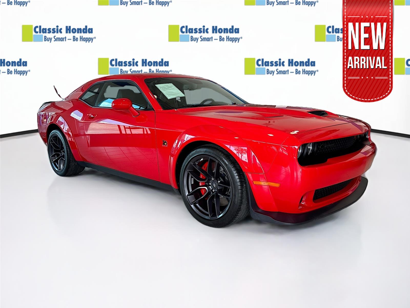 Torred Clearcoat 2019 Dodge Challenger Coupe Rear-Wheel Drive 8-Speed Automatic