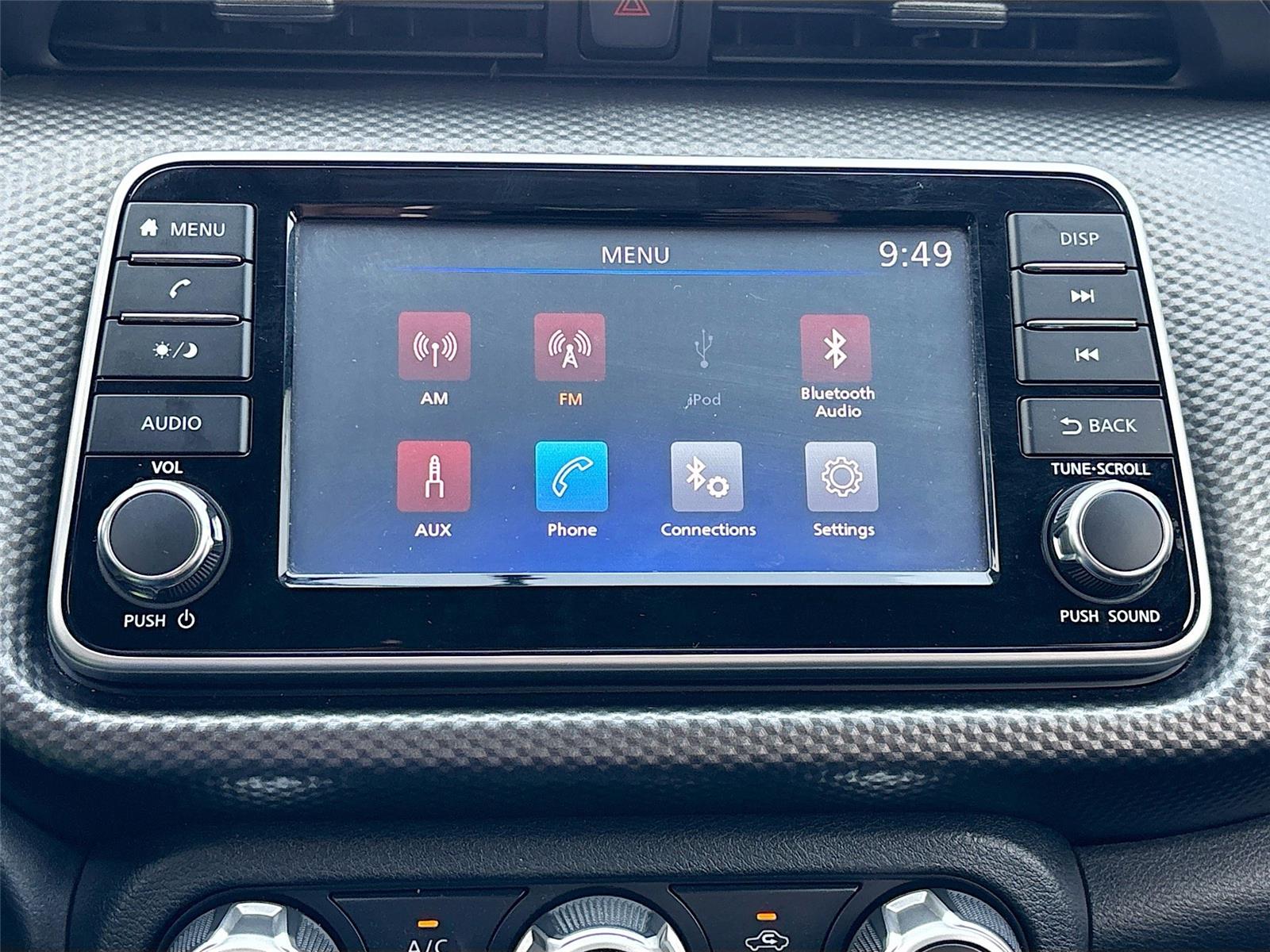 2019 Nissan Kicks S