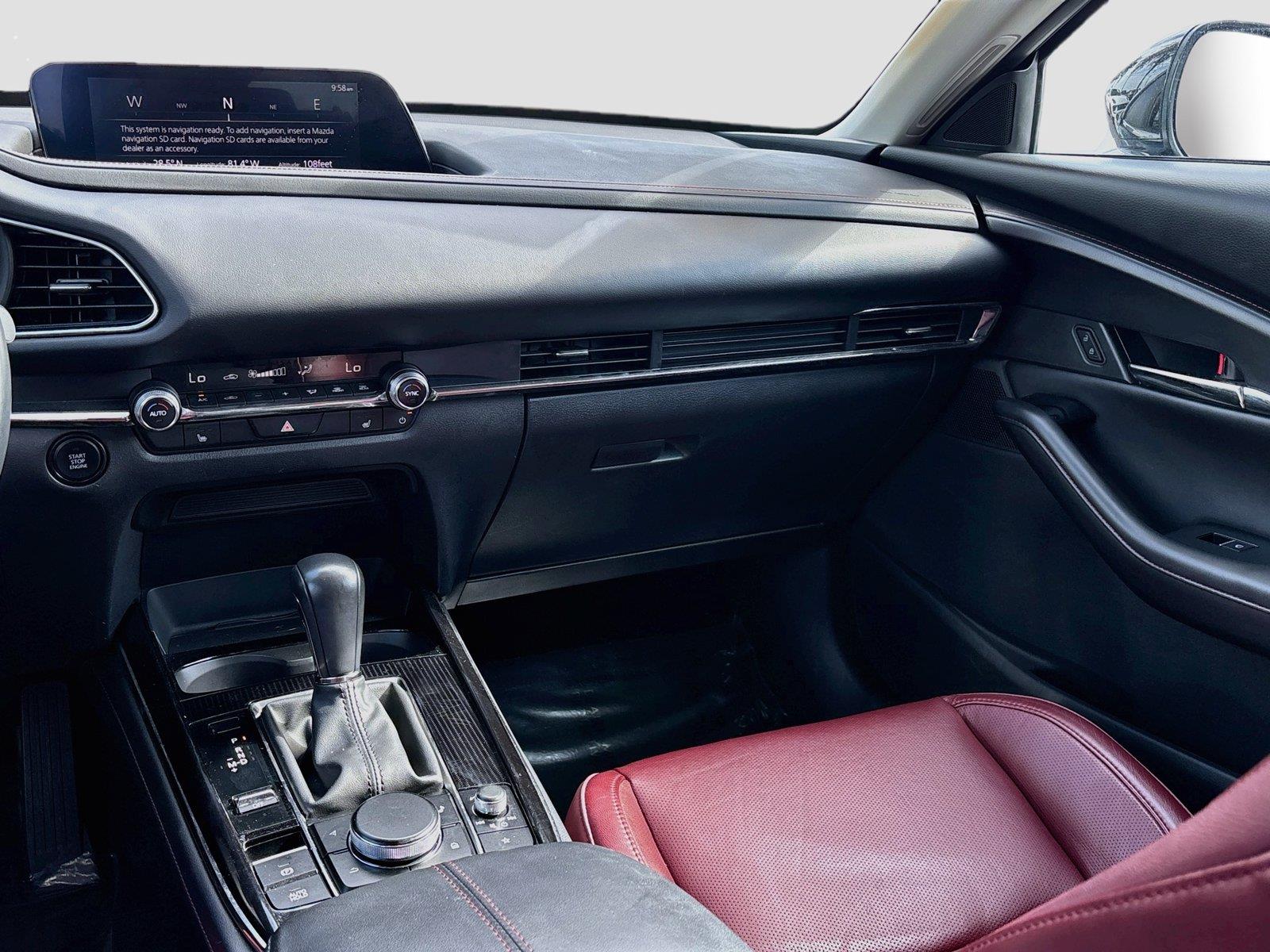 2025 Mazda CX-30 2.5 S Carbon Edition