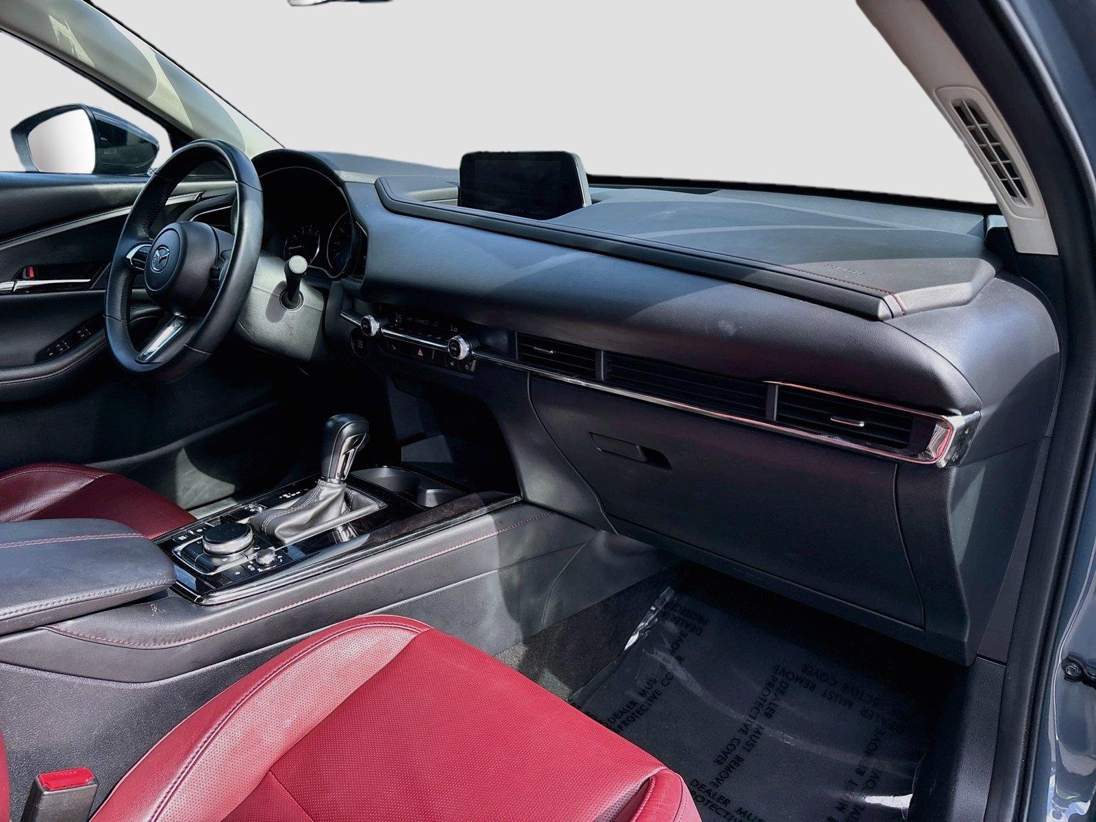 2025 Mazda CX-30 2.5 S Carbon Edition