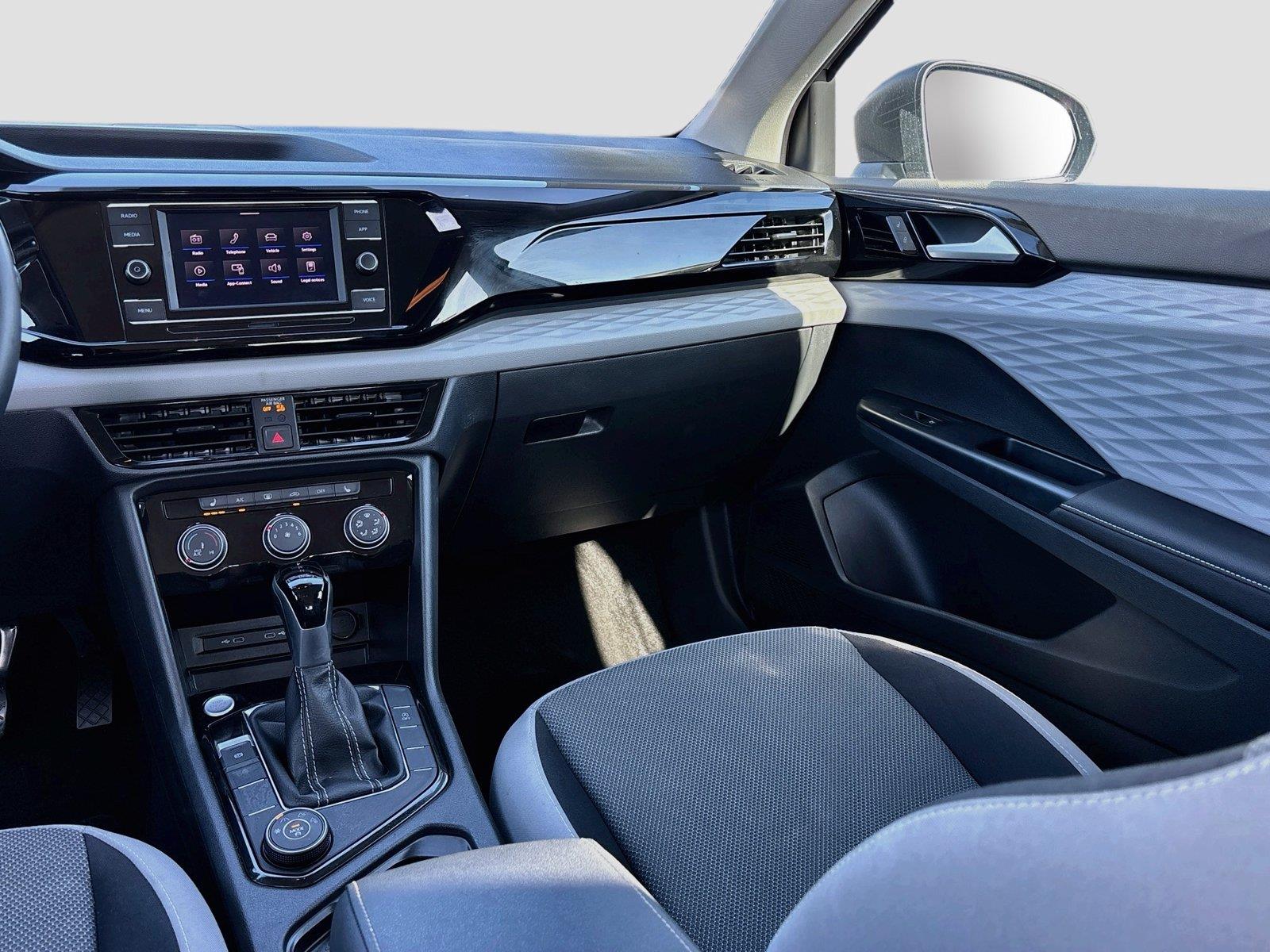 2024 Volkswagen Taos S