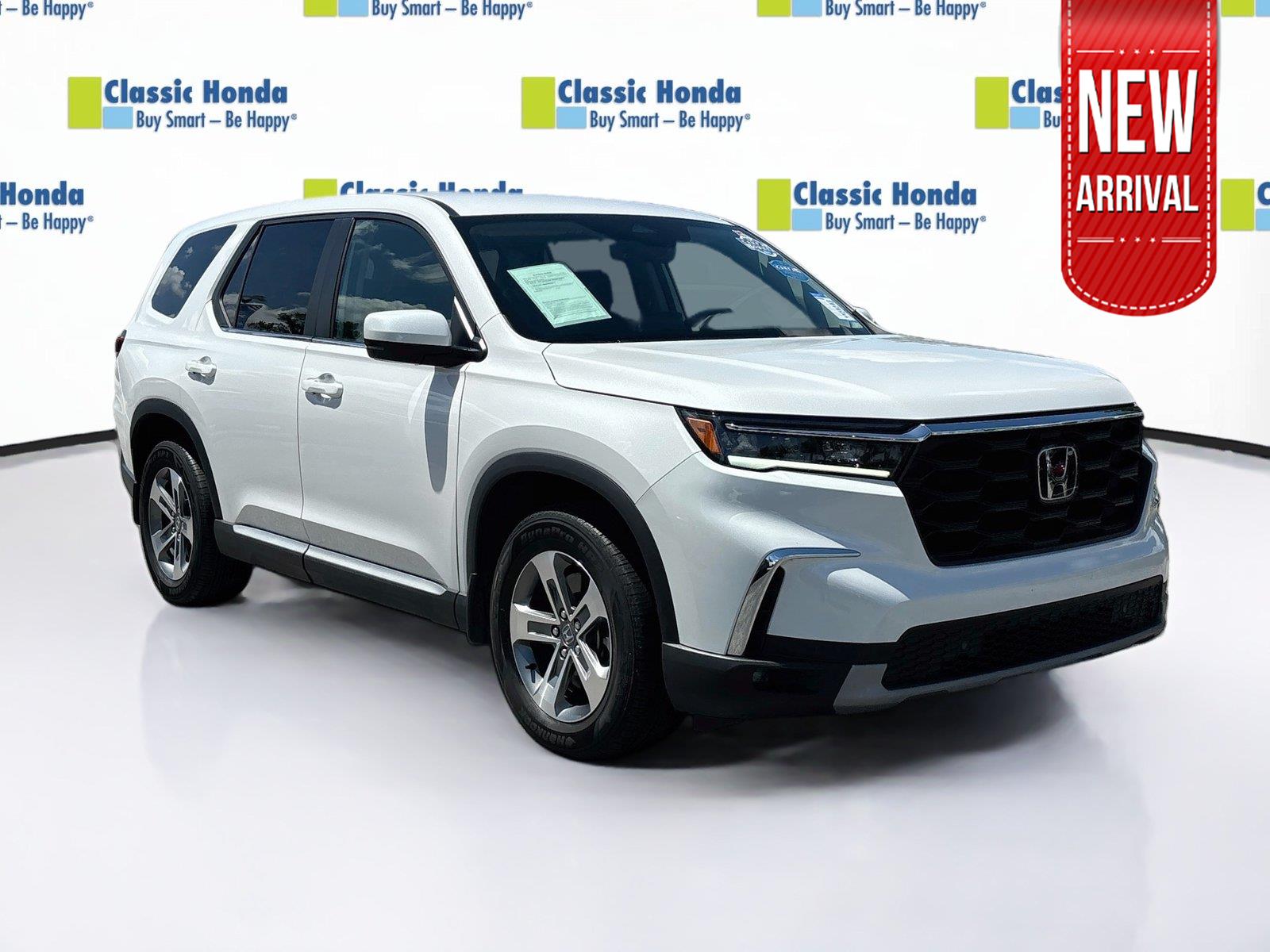 Platinum White Pearl 2025 Honda Pilot SUV / Crossover Front-Wheel Drive Automatic