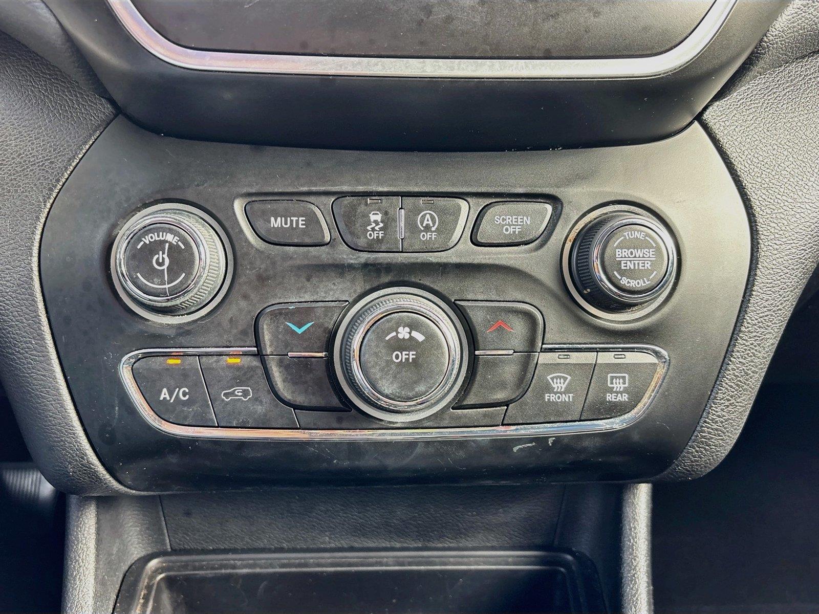 2019 Jeep Cherokee Latitude