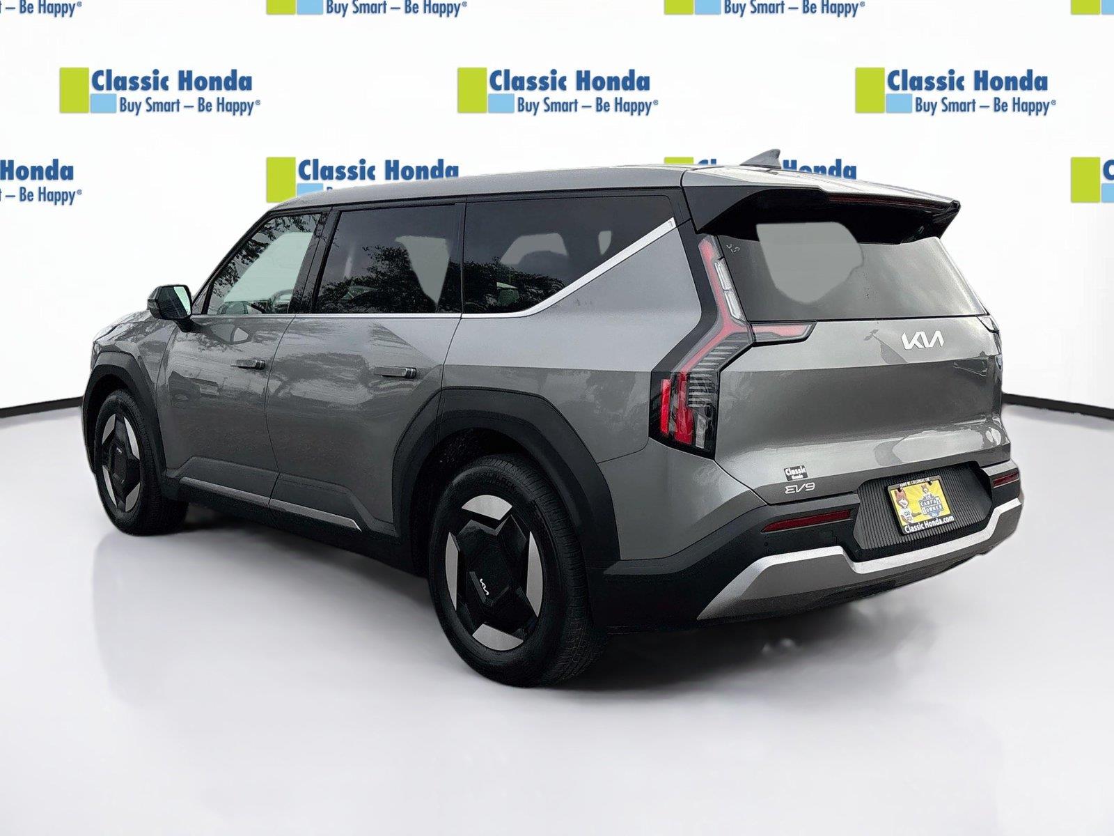 2024 Kia EV9 Light Long Range