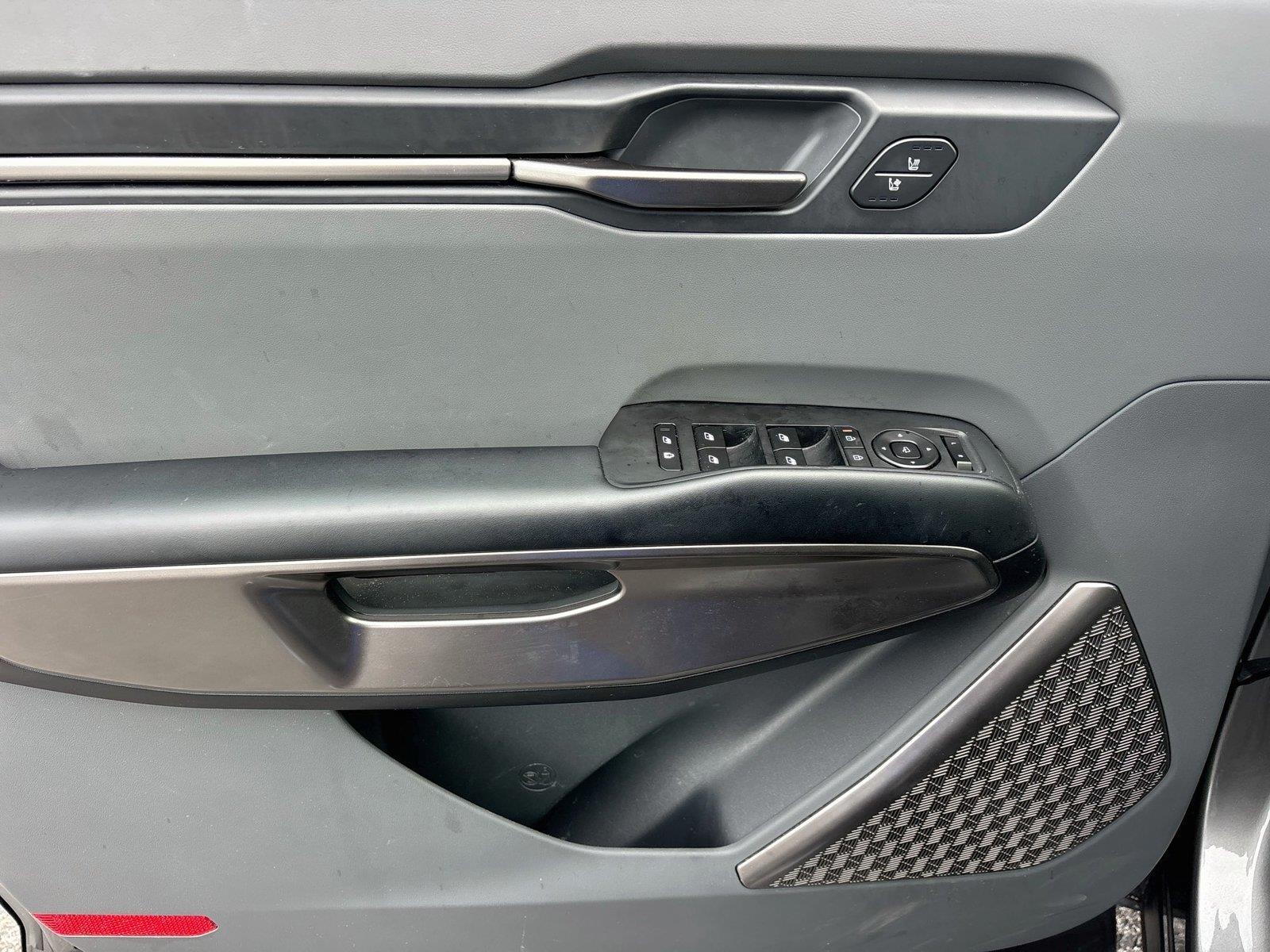 2024 Kia EV9 Light Long Range