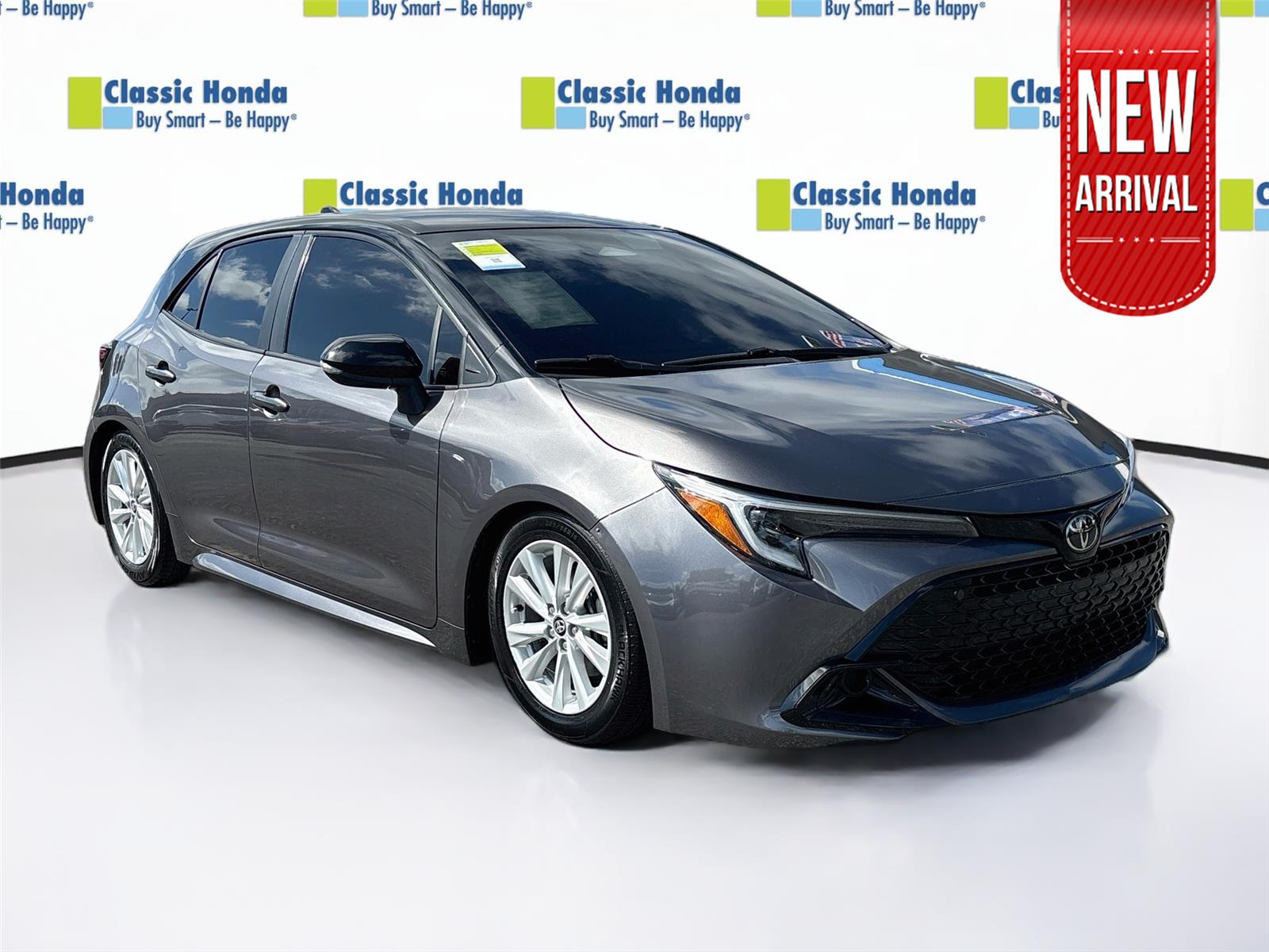  2023 Toyota Corolla Hatchback SE FWD   