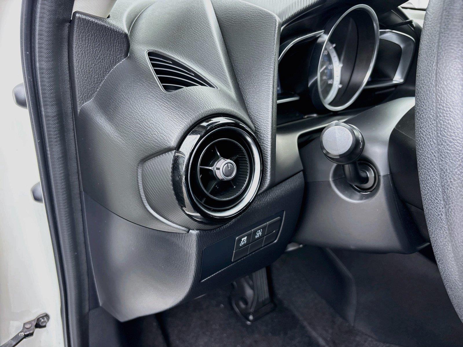 2017 Toyota Yaris iA