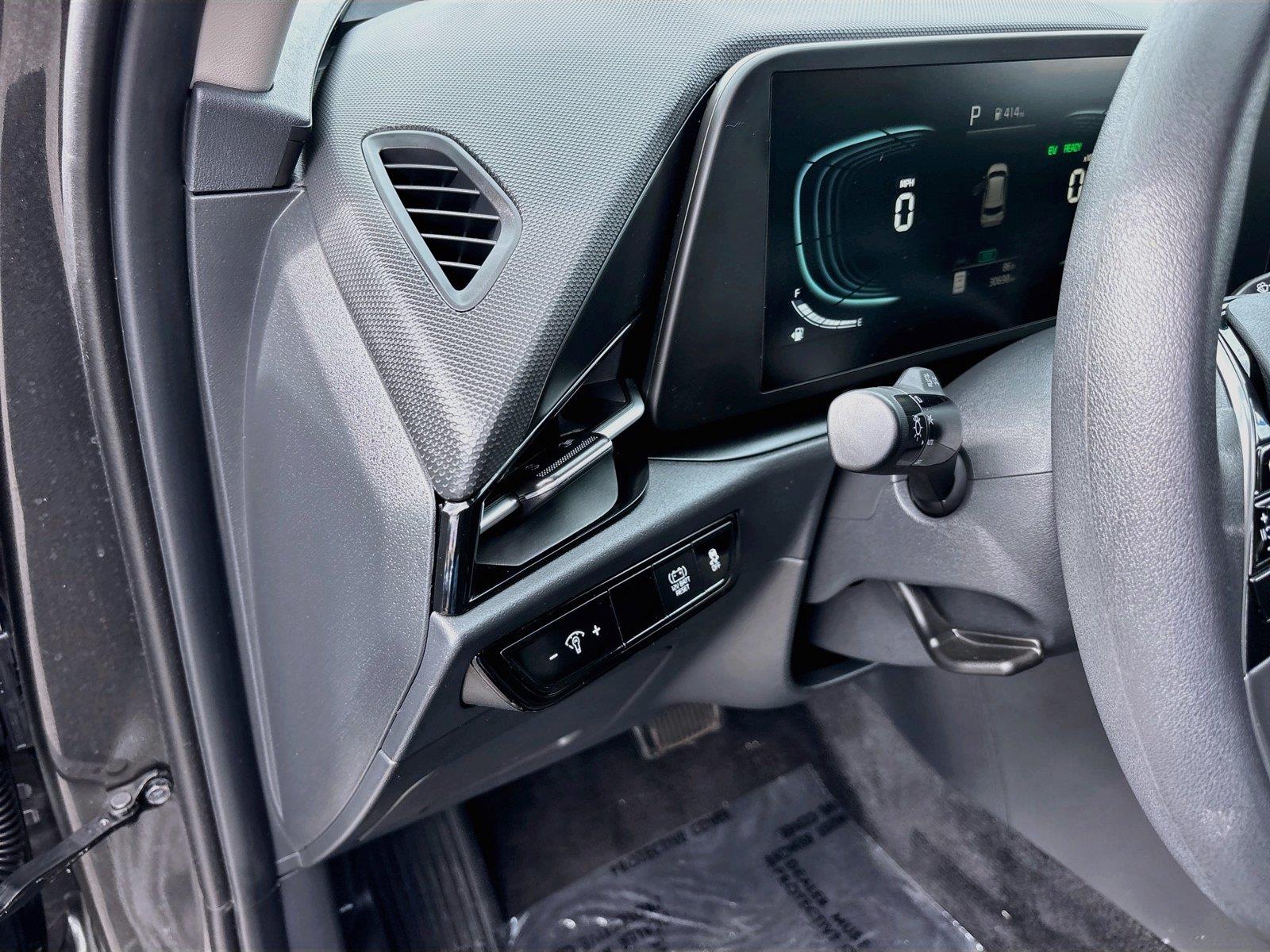 2025 Kia Niro LX
