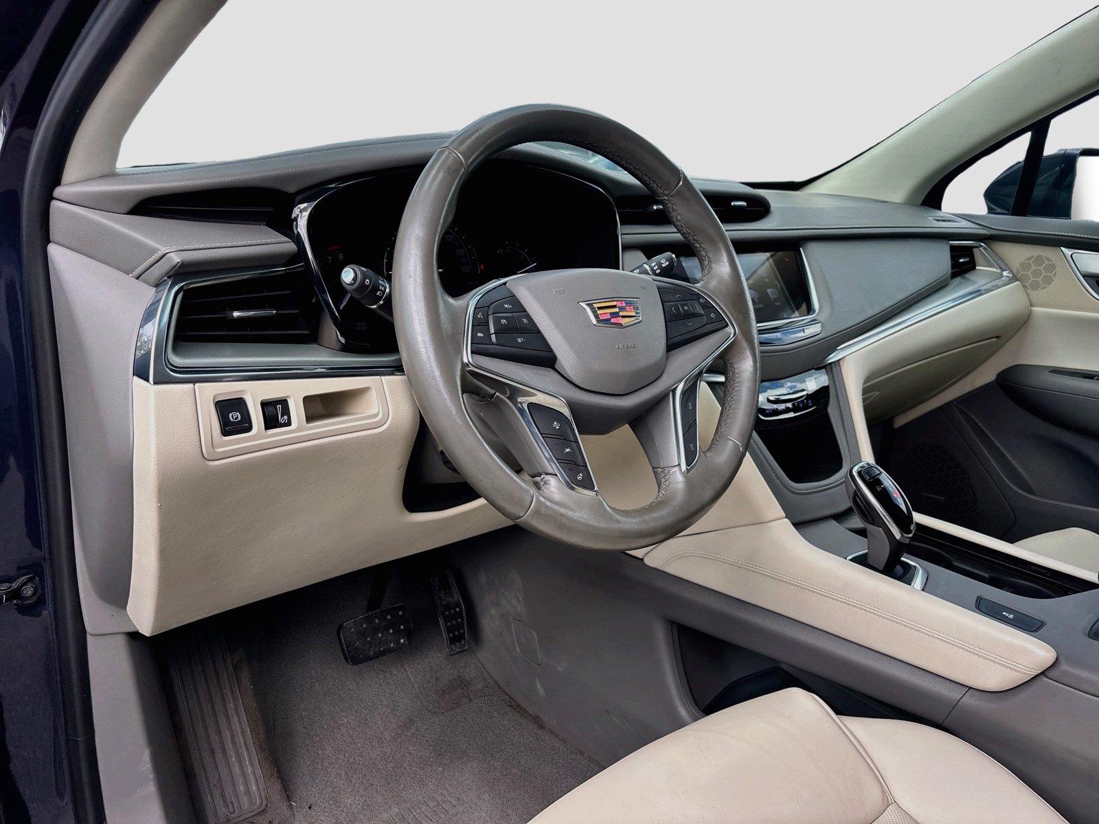 2019 Cadillac XT5 Luxury FWD
