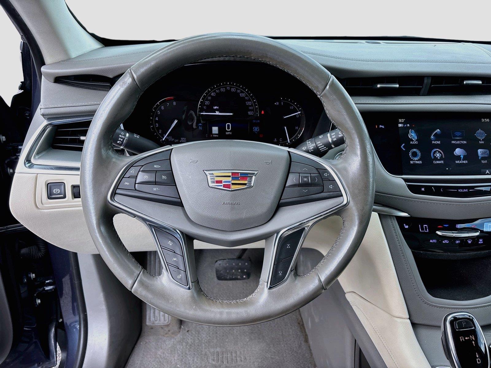 2019 Cadillac XT5 Luxury FWD