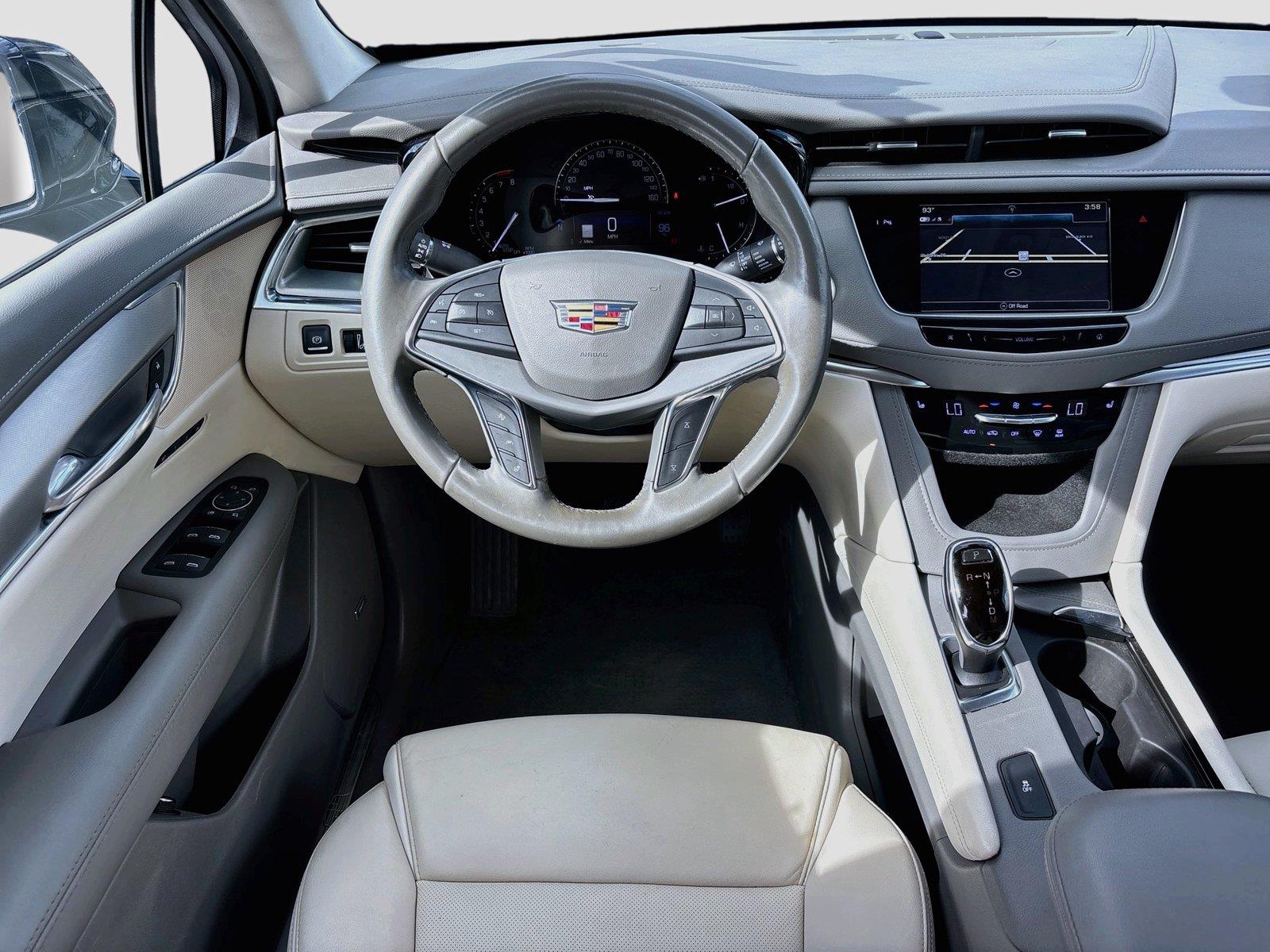 2019 Cadillac XT5 Luxury FWD