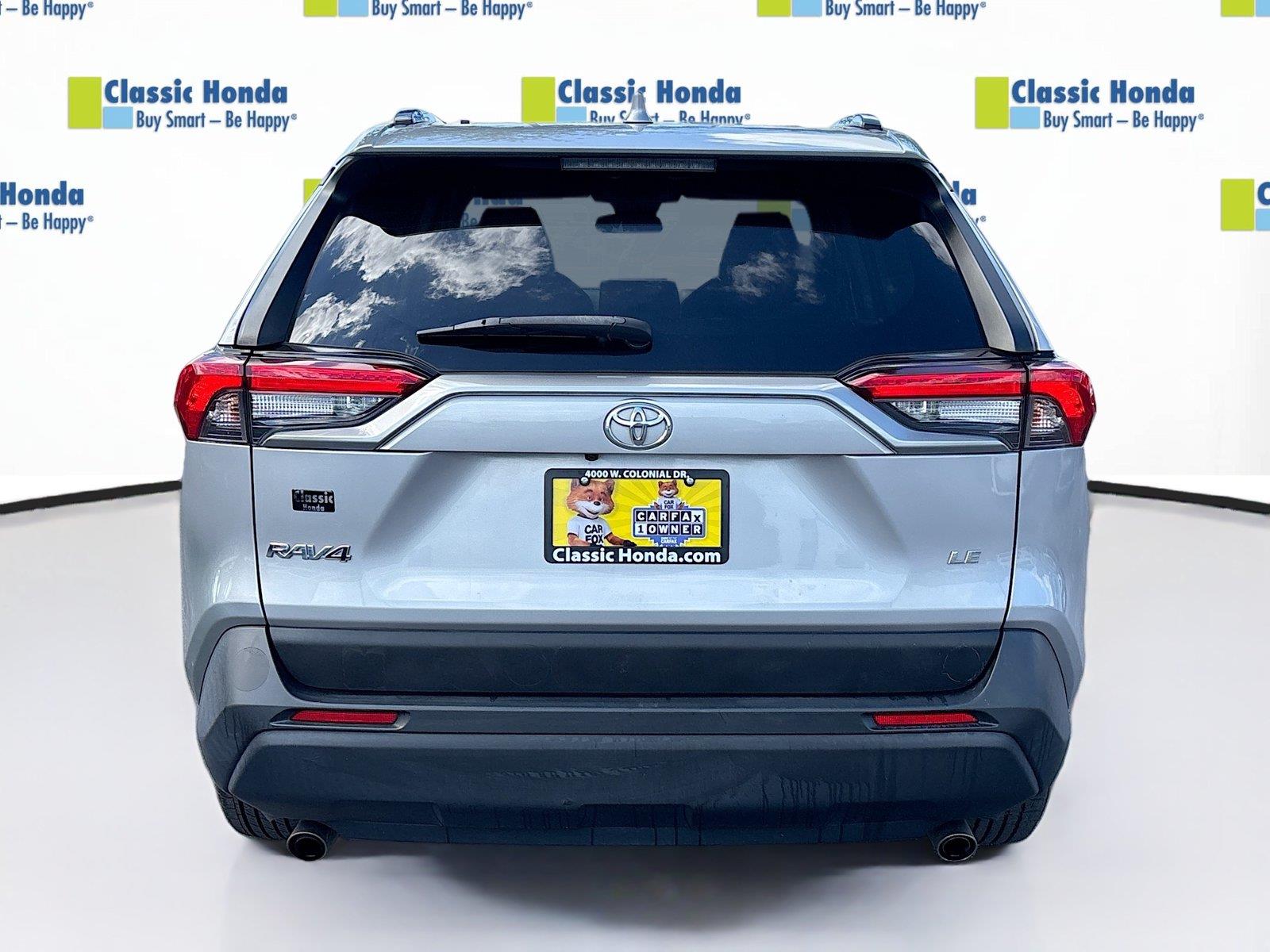 2021 Toyota RAV4 LE