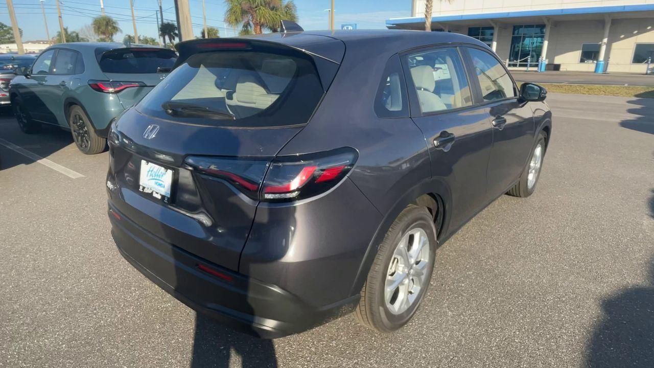 2025 Honda HR-V LX