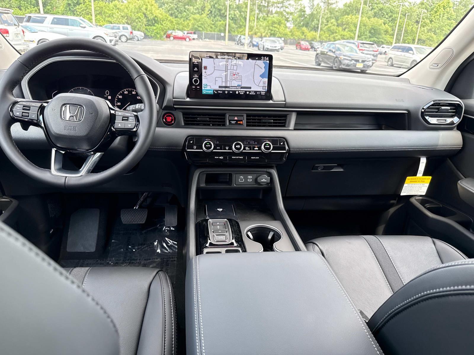 2025 Honda Pilot Touring