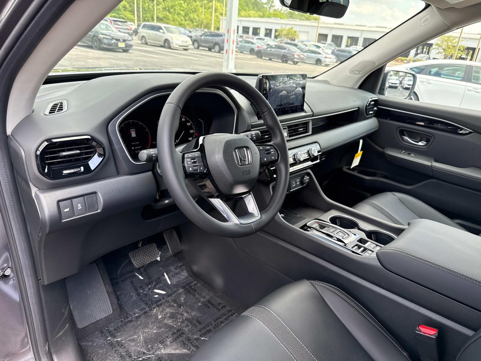 2025 Honda Pilot Touring
