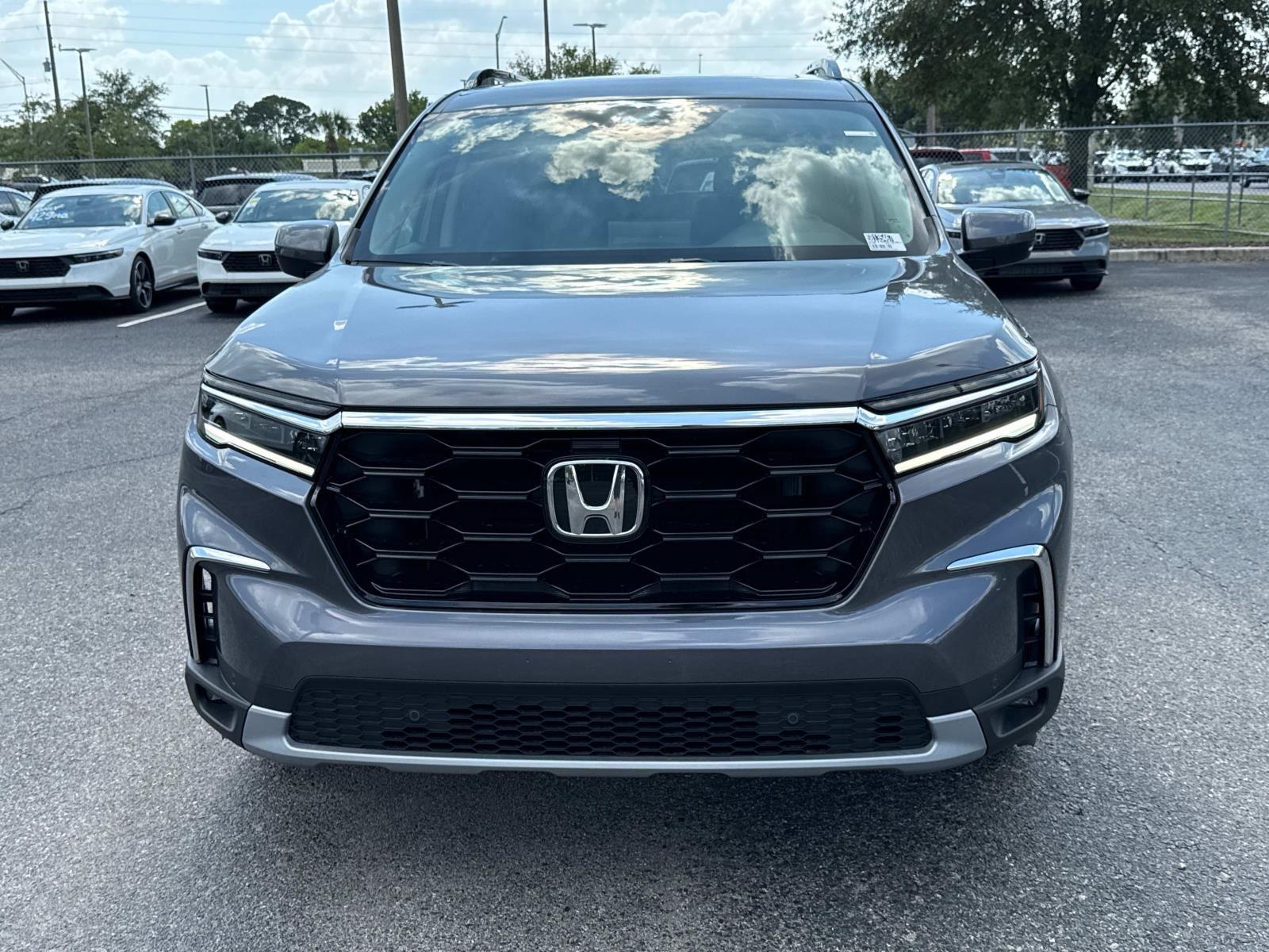 2025 Honda Pilot Touring