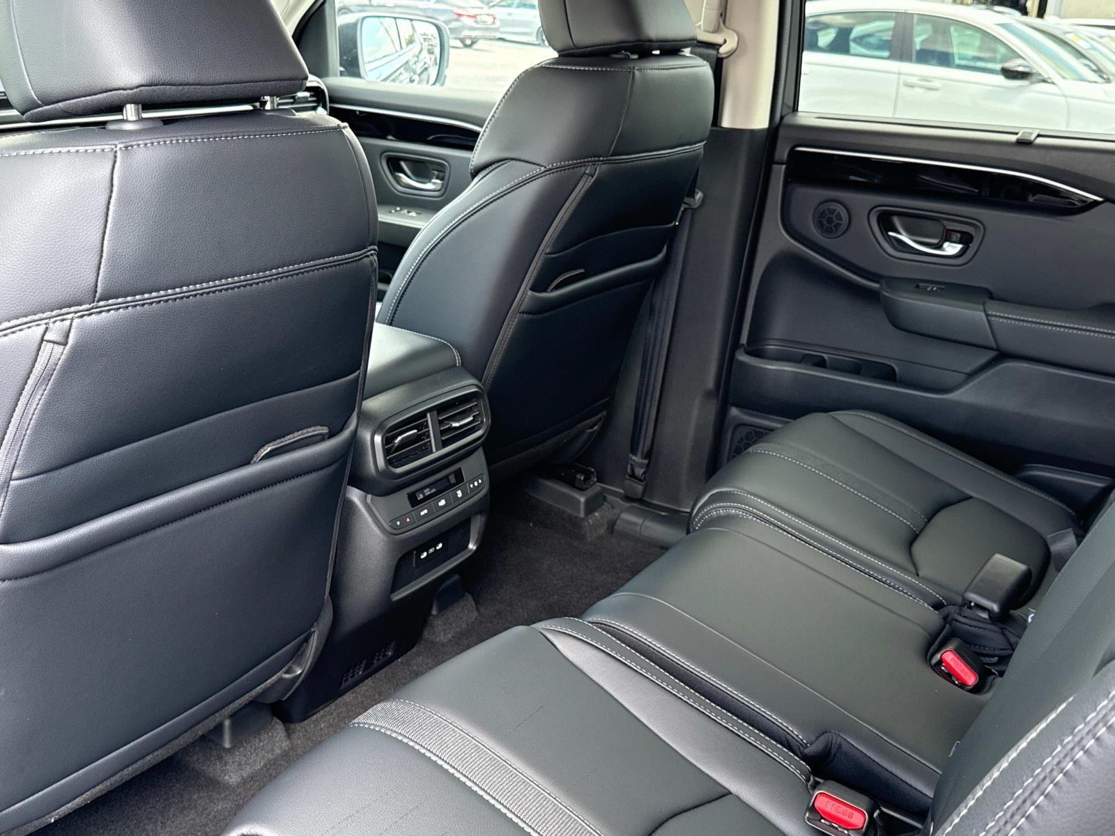 2025 Honda Pilot Touring