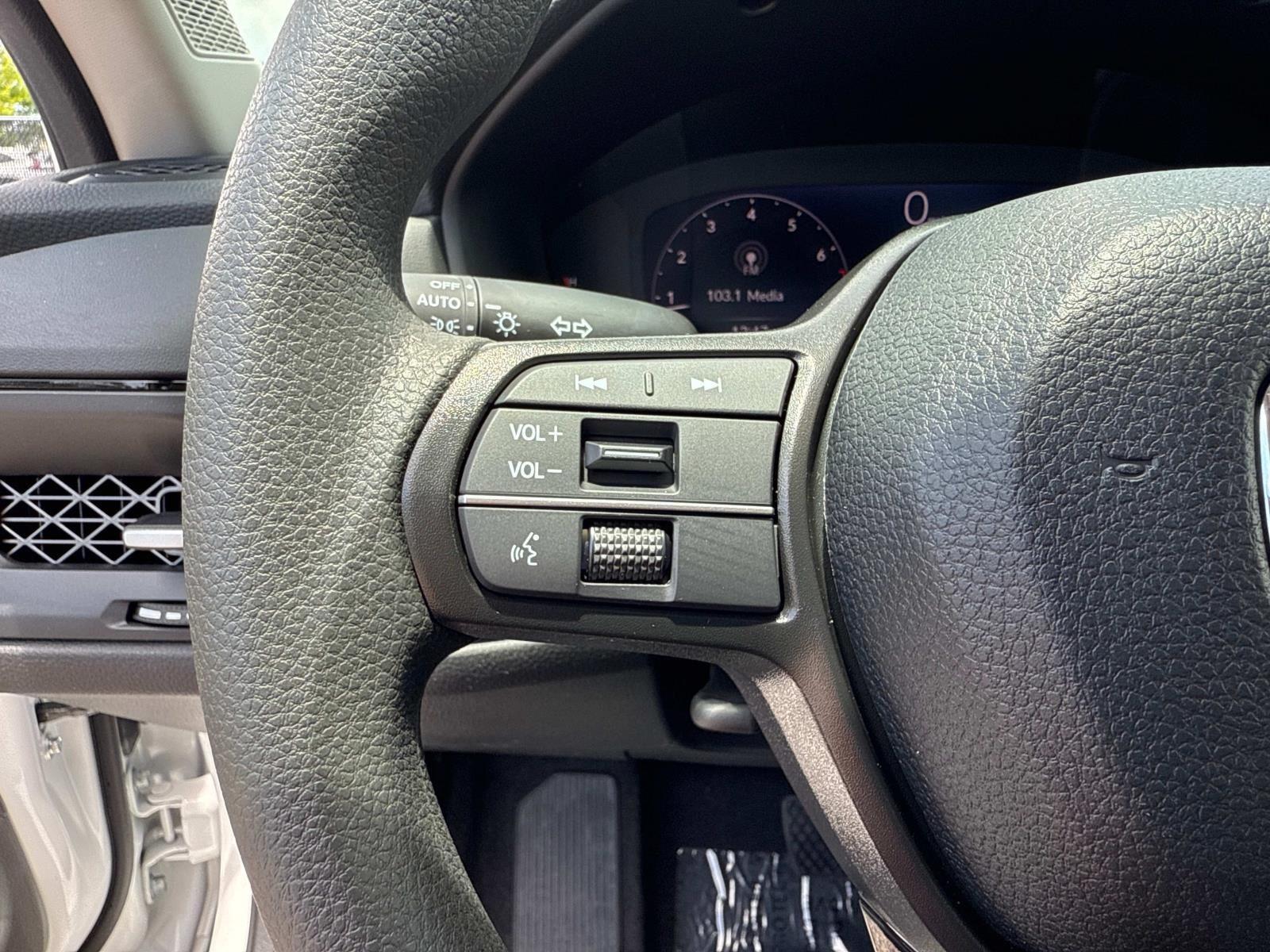 2025 Honda Accord Sedan SE
