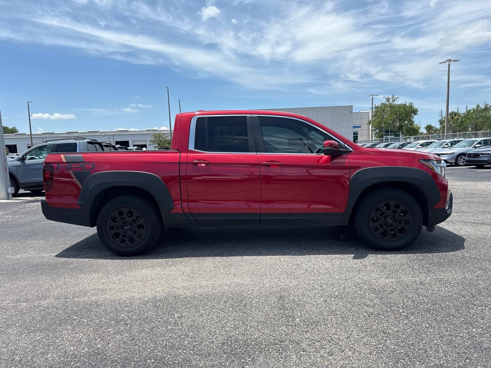 2023 Honda Ridgeline RTL photo 2